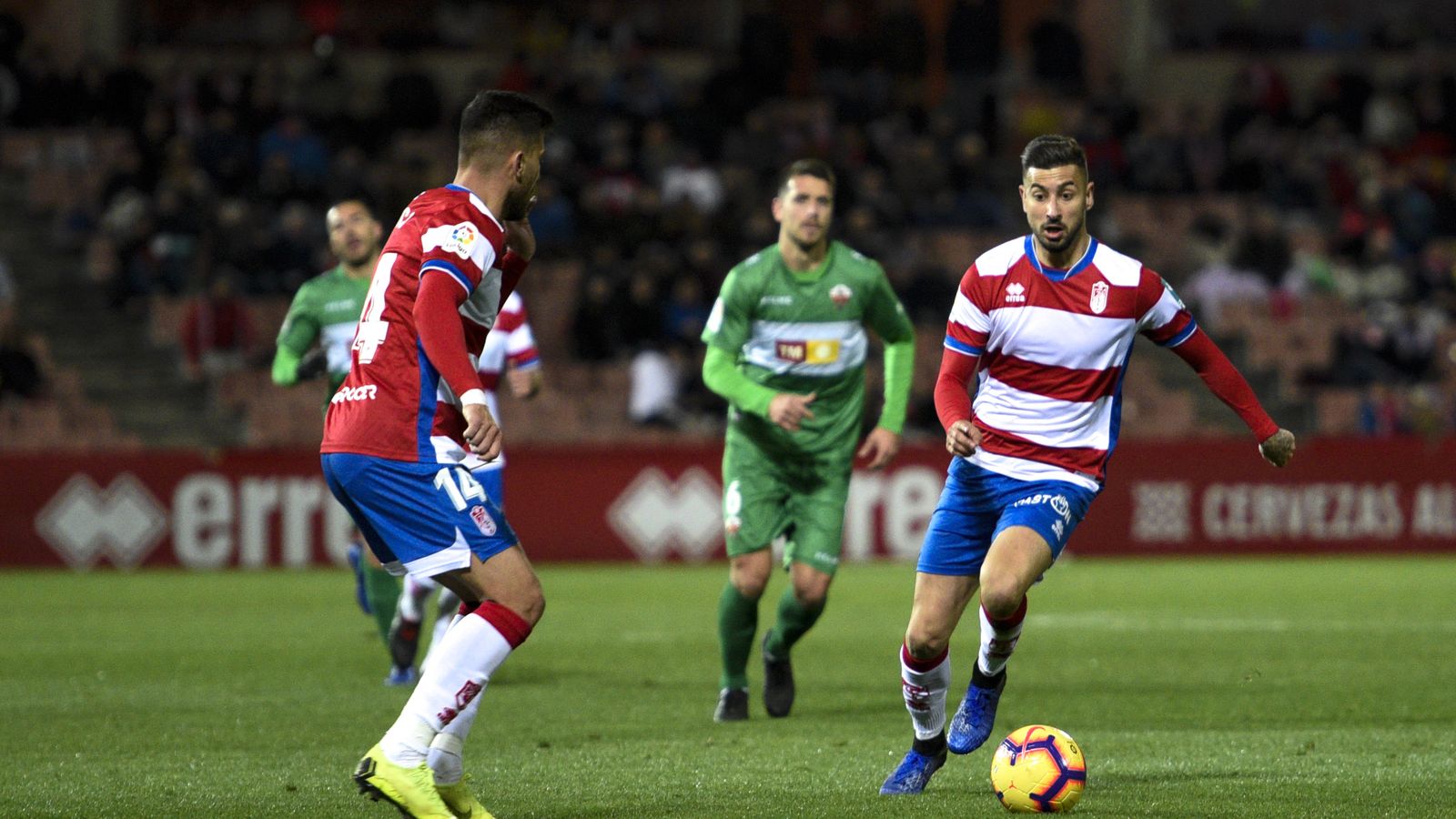 La última vez que el Granada ganó en Los Cármenes fue ante el Elche