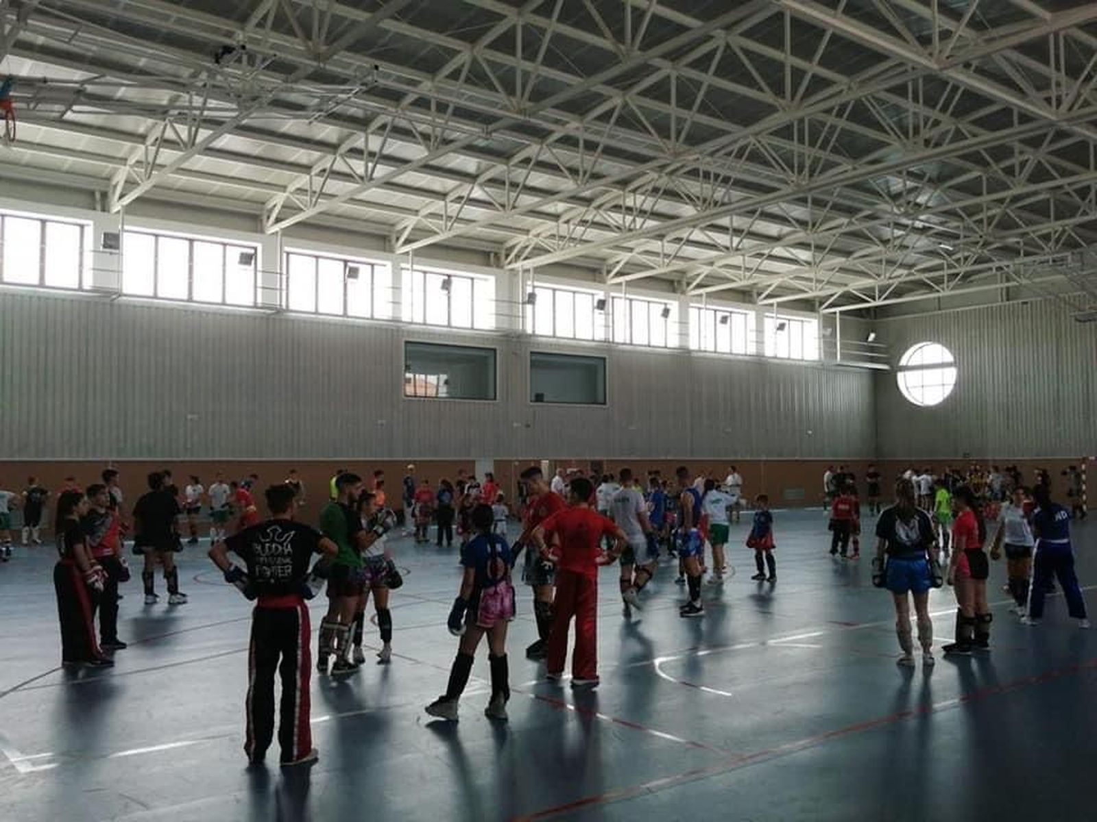 Destacan las clases de musculación, flamenco y sevillanas o ‘edukdance’.