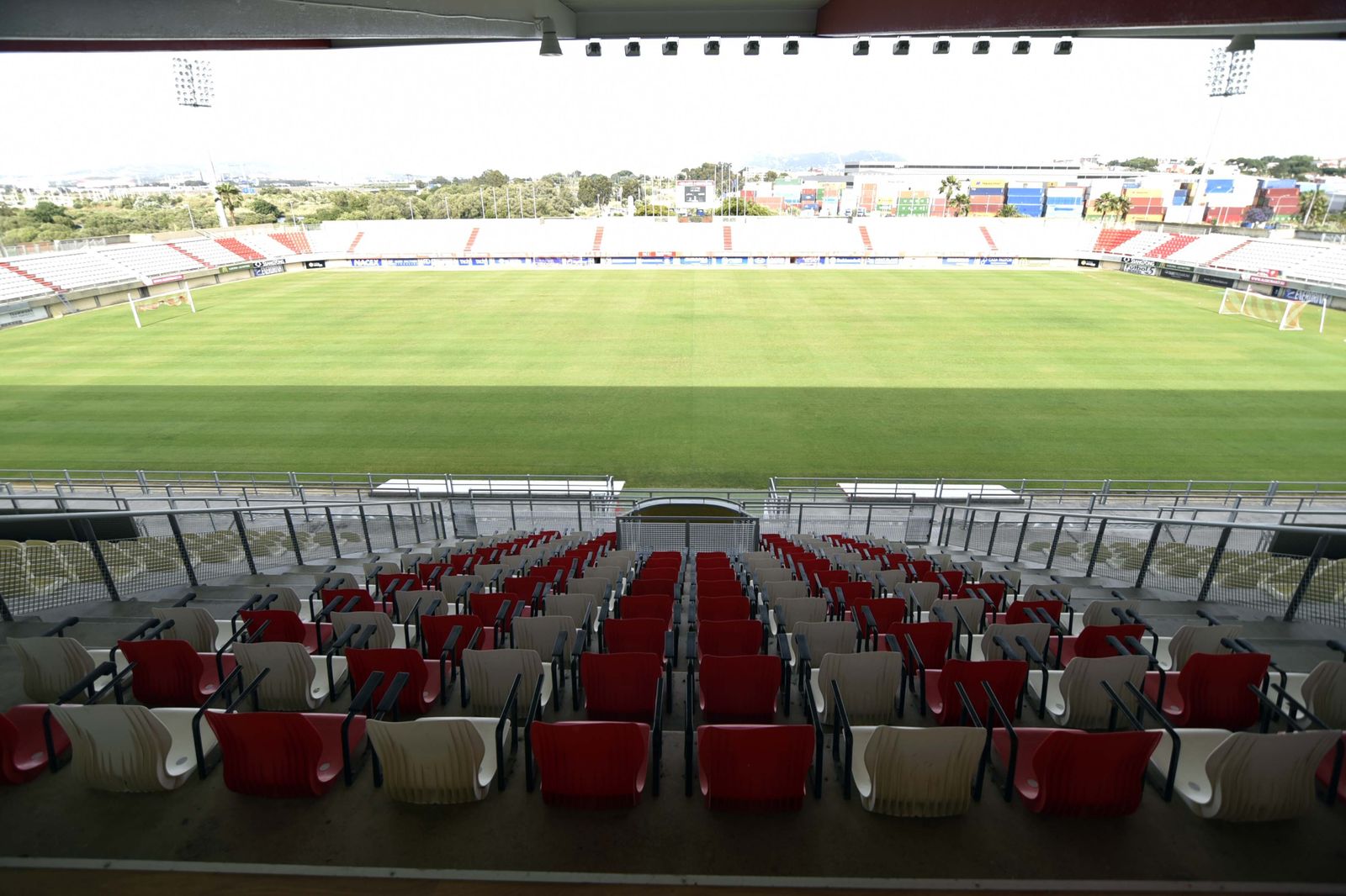 El estadio Nuevo Mirador de Algeciras, desde el palco.