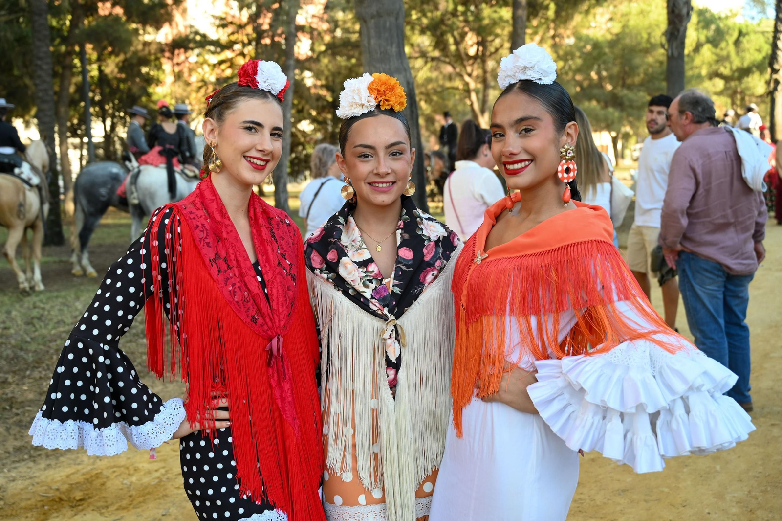 Imágenes del ambiente nocturno del 11 de octubre en la Feria del Caballo 2025