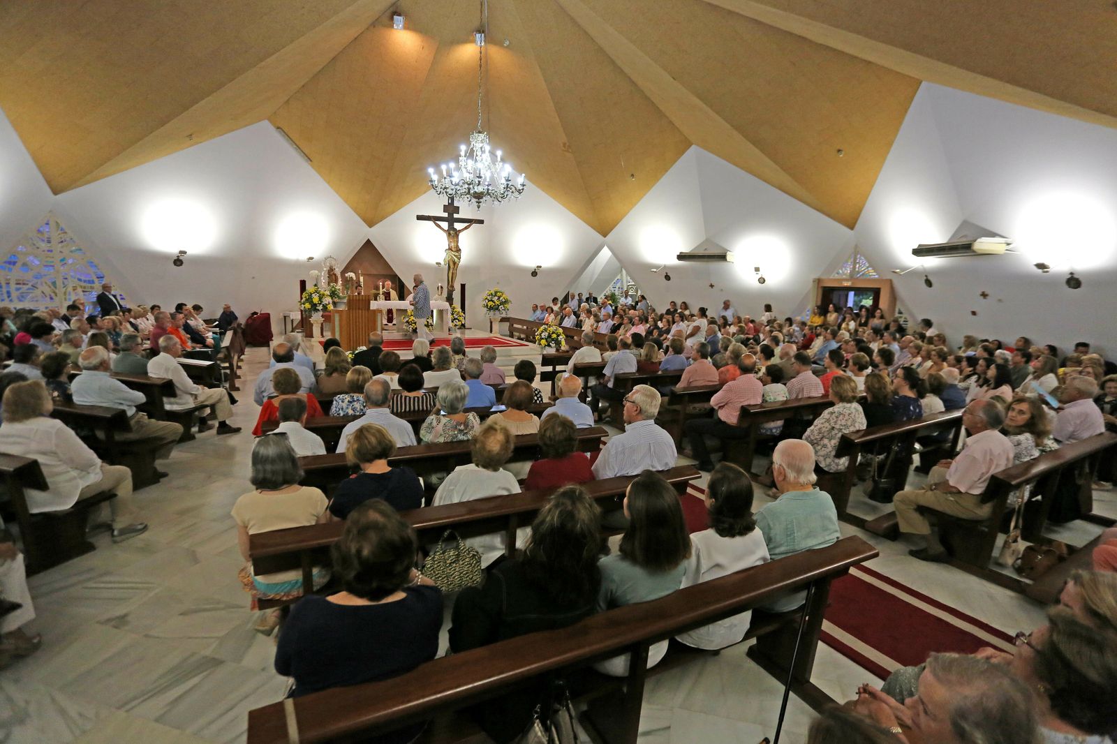 Imágenes del la última misa del Padre Fuego