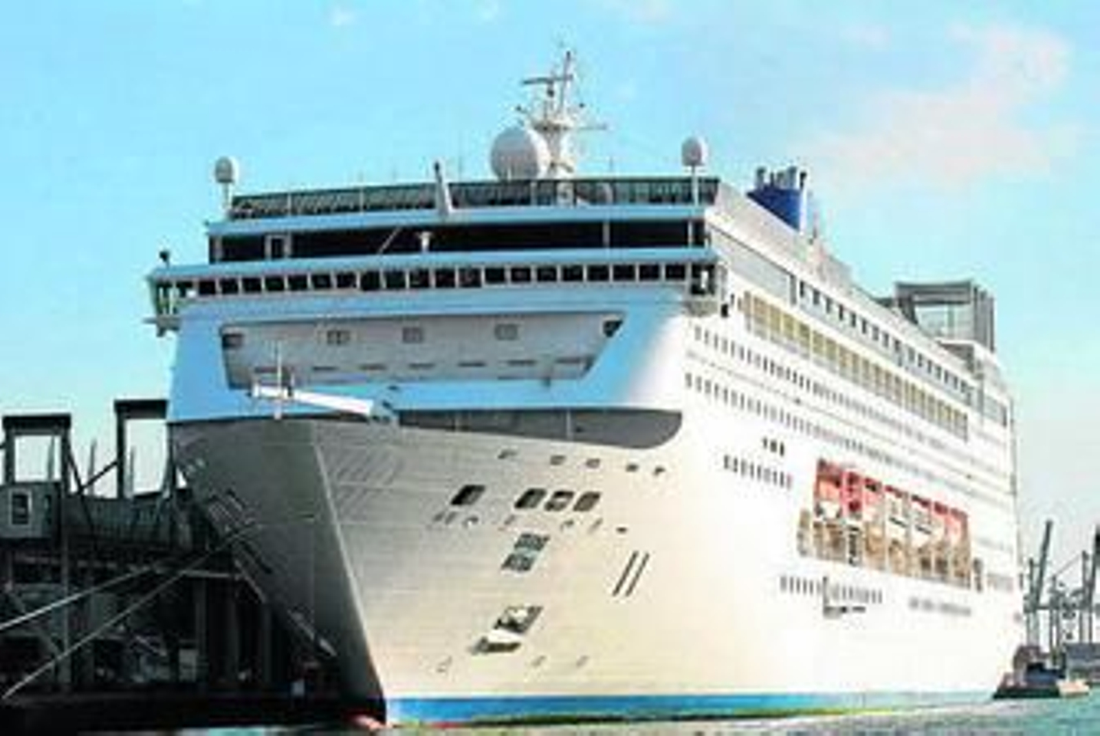 El 'Grand Mistral' dobla al 'Grand Voyager' en cuanto a capacidad para pasajeros.