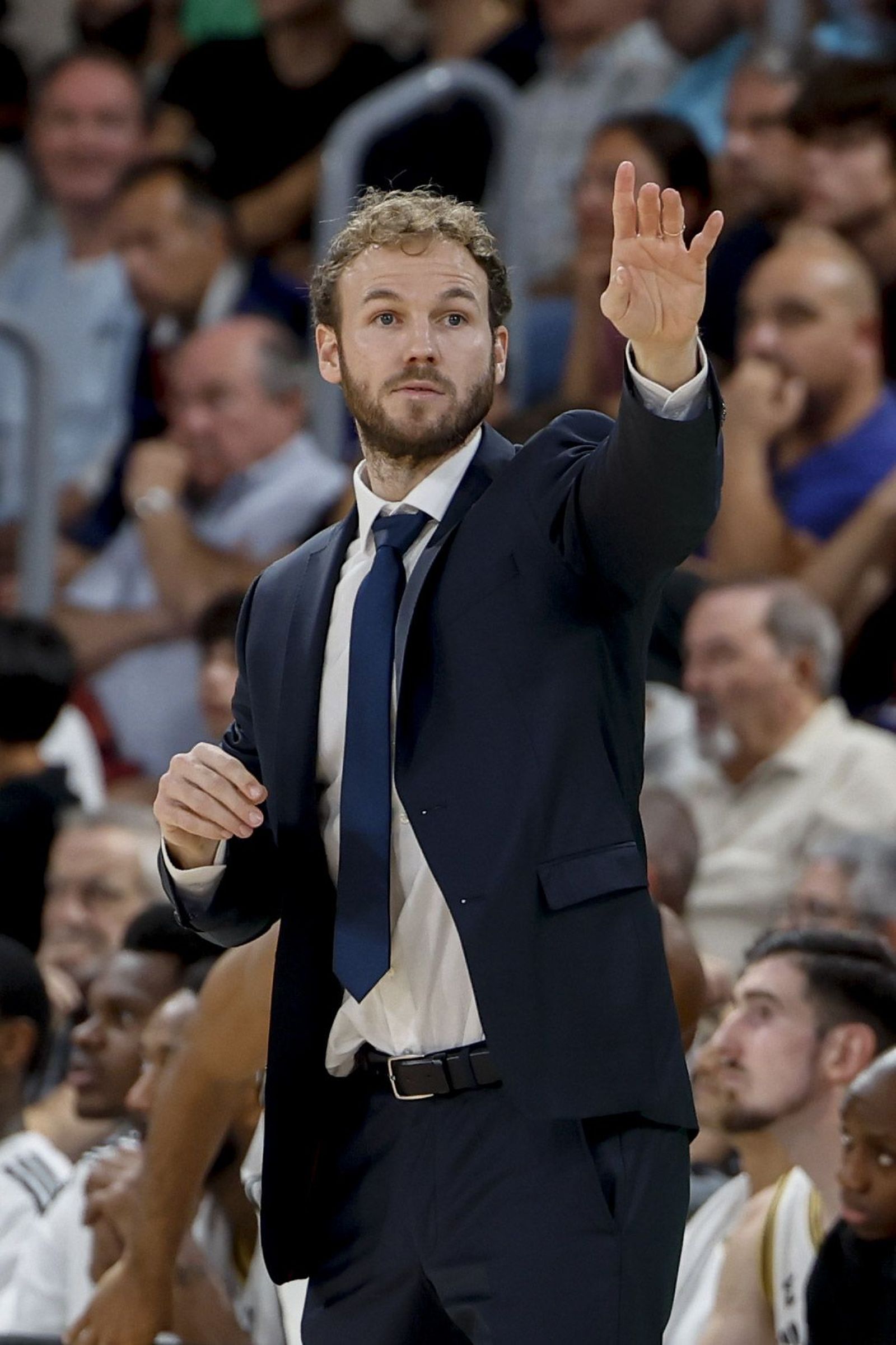 El Barça mastica plomo pero gana antes de jugar ante el Unicaja