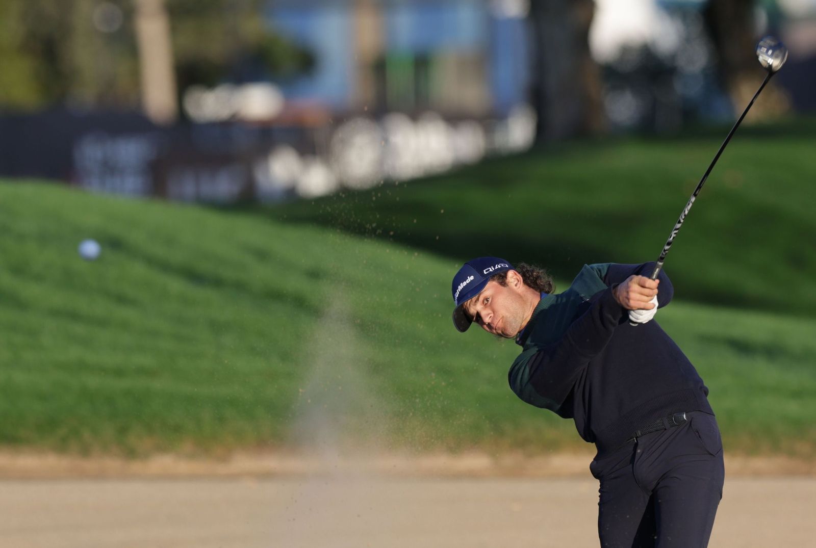 Ángel Ayora y Ángel Hidalgo arrancan en el Dubai Desert Classic por encima del par