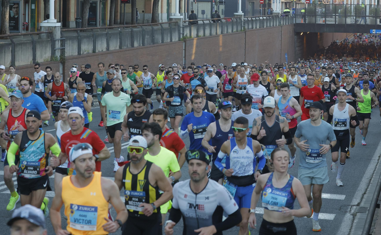 Búscate en el Zurich Maratón de Sevilla 2025