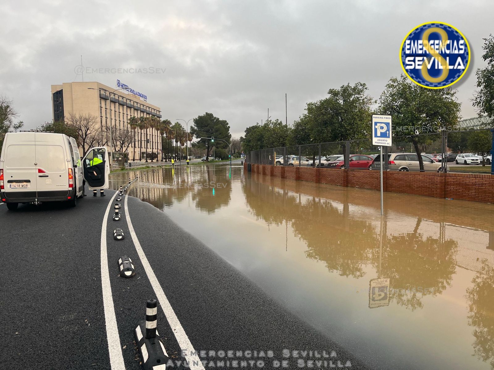 Así pasa el Guadalquivir por Sevilla tras las fuertes lluvias de la borrasca 'Marta'