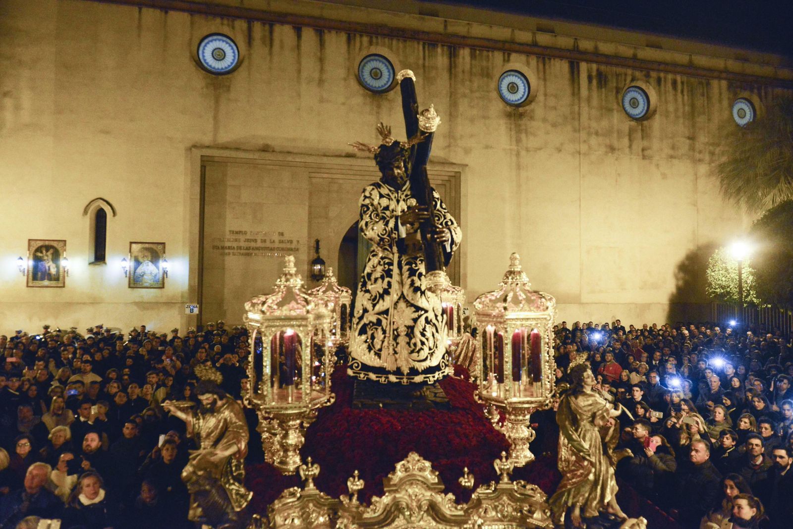 Las fotos del Cristo de los Gitanos