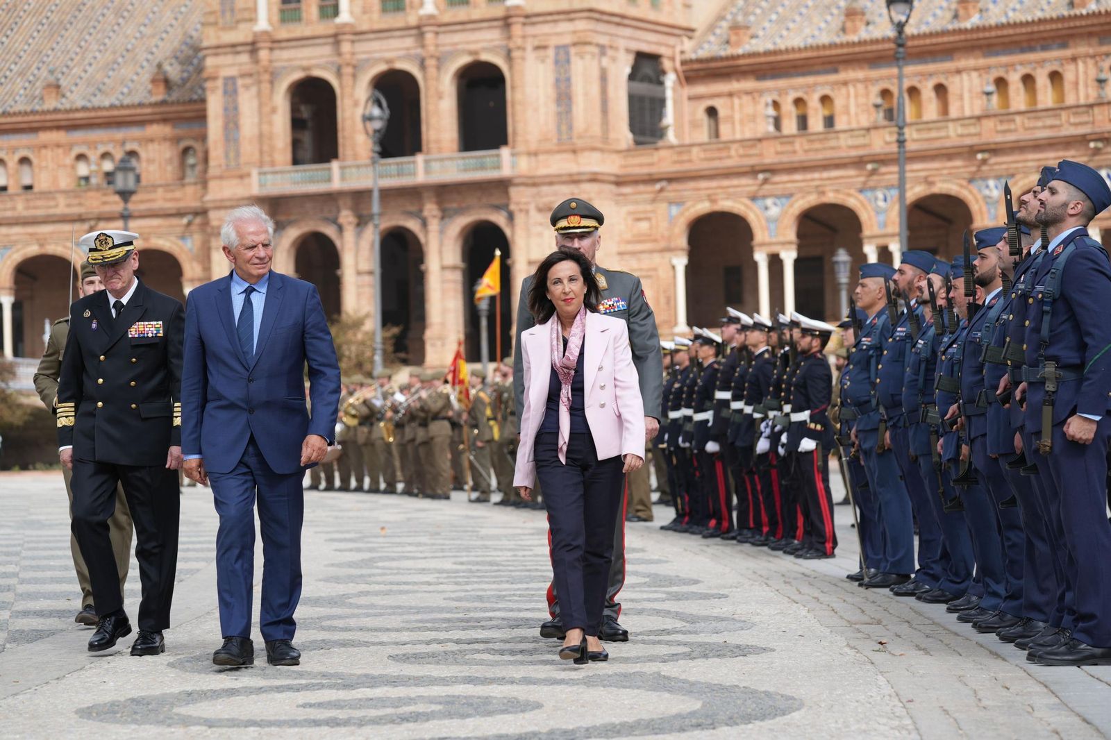 ¿Dónde es festivo el 12 de octubre?