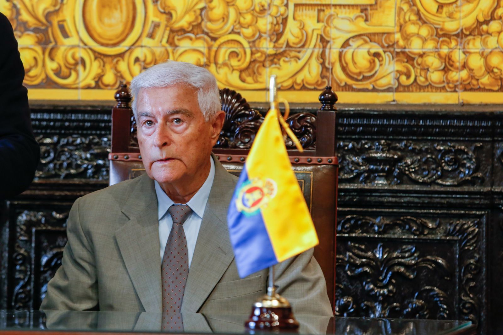 Fotos de la entrega de la insignia de Algeciras a Francisco Carrascal de Reyes Magos 98