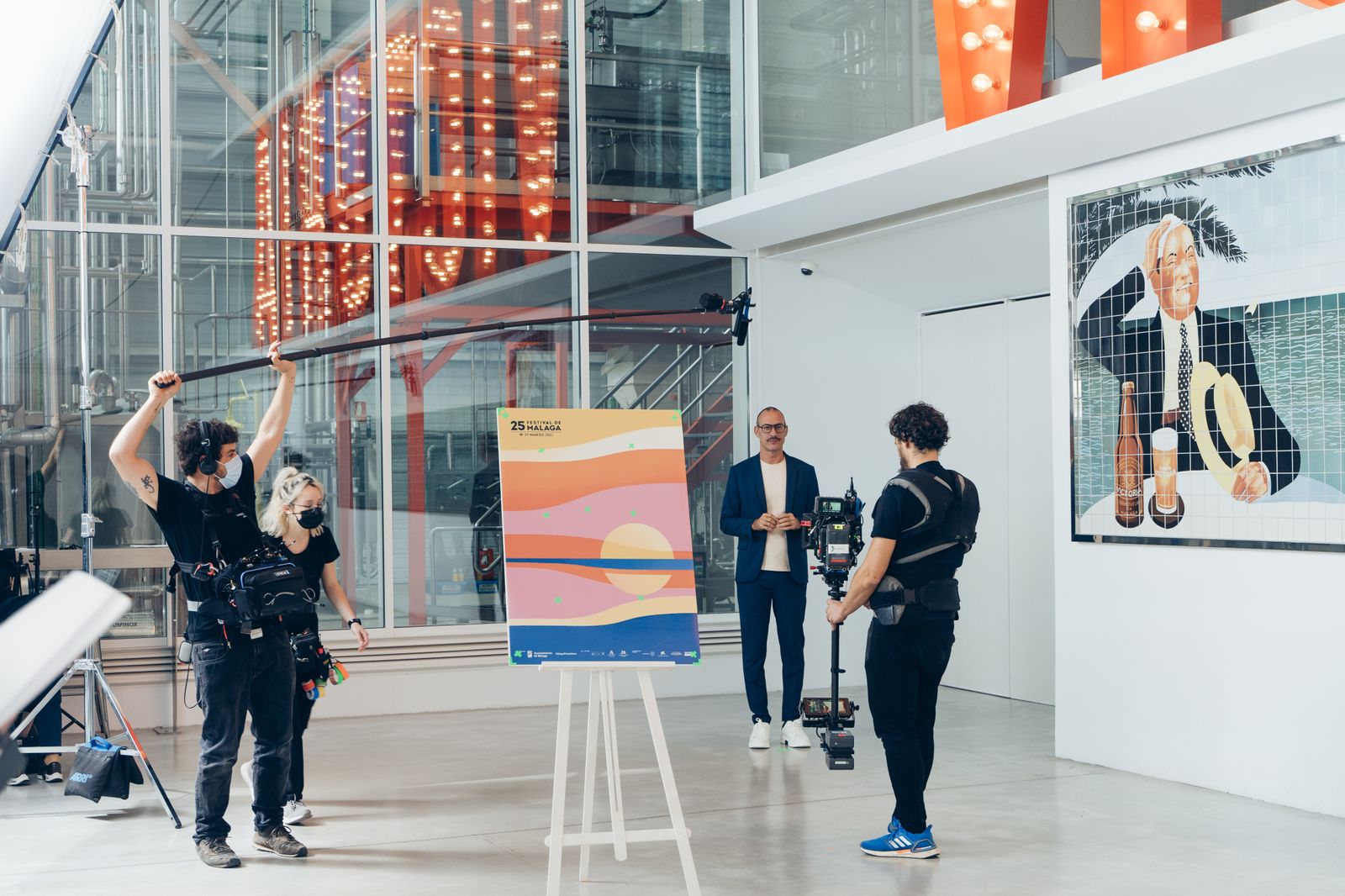 Cervezas Victoria presenta 'El Flashback' la nueva campaña como patrocinador oficia del Festival de Málaga