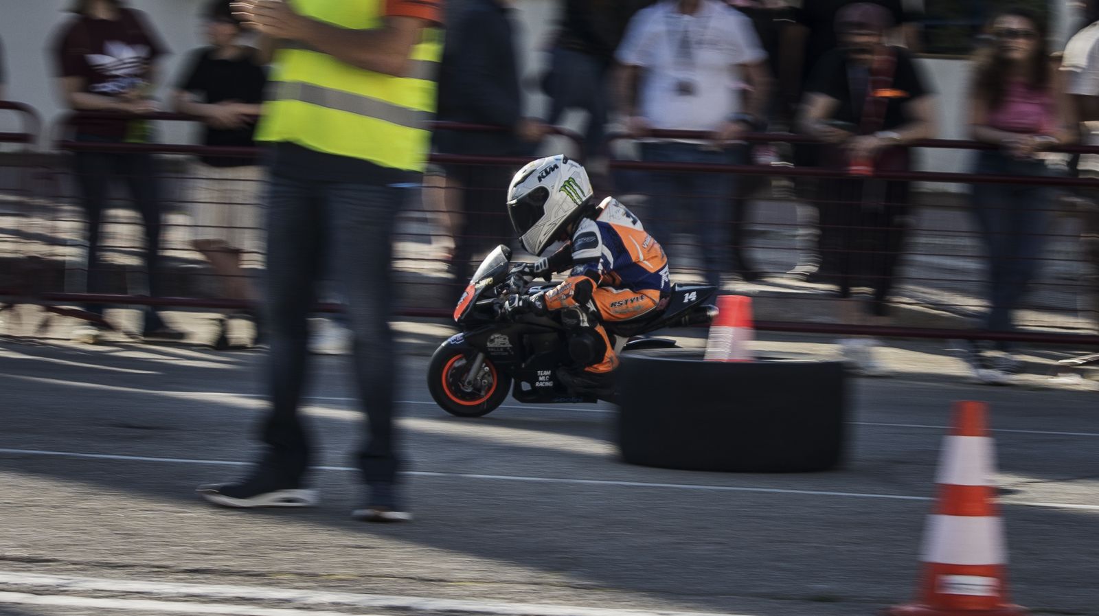 Búscate en el ambiente motero del sábado del Gran Premio de Jerez 2025