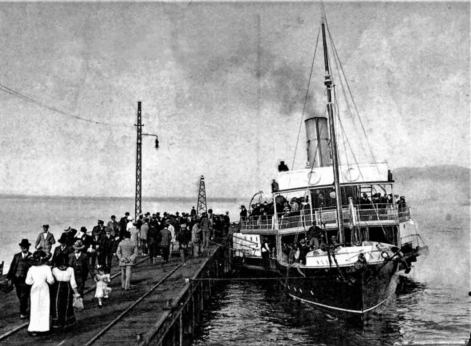 El vapor 'Elvira', el escenario de la entrega de la señora Besson.