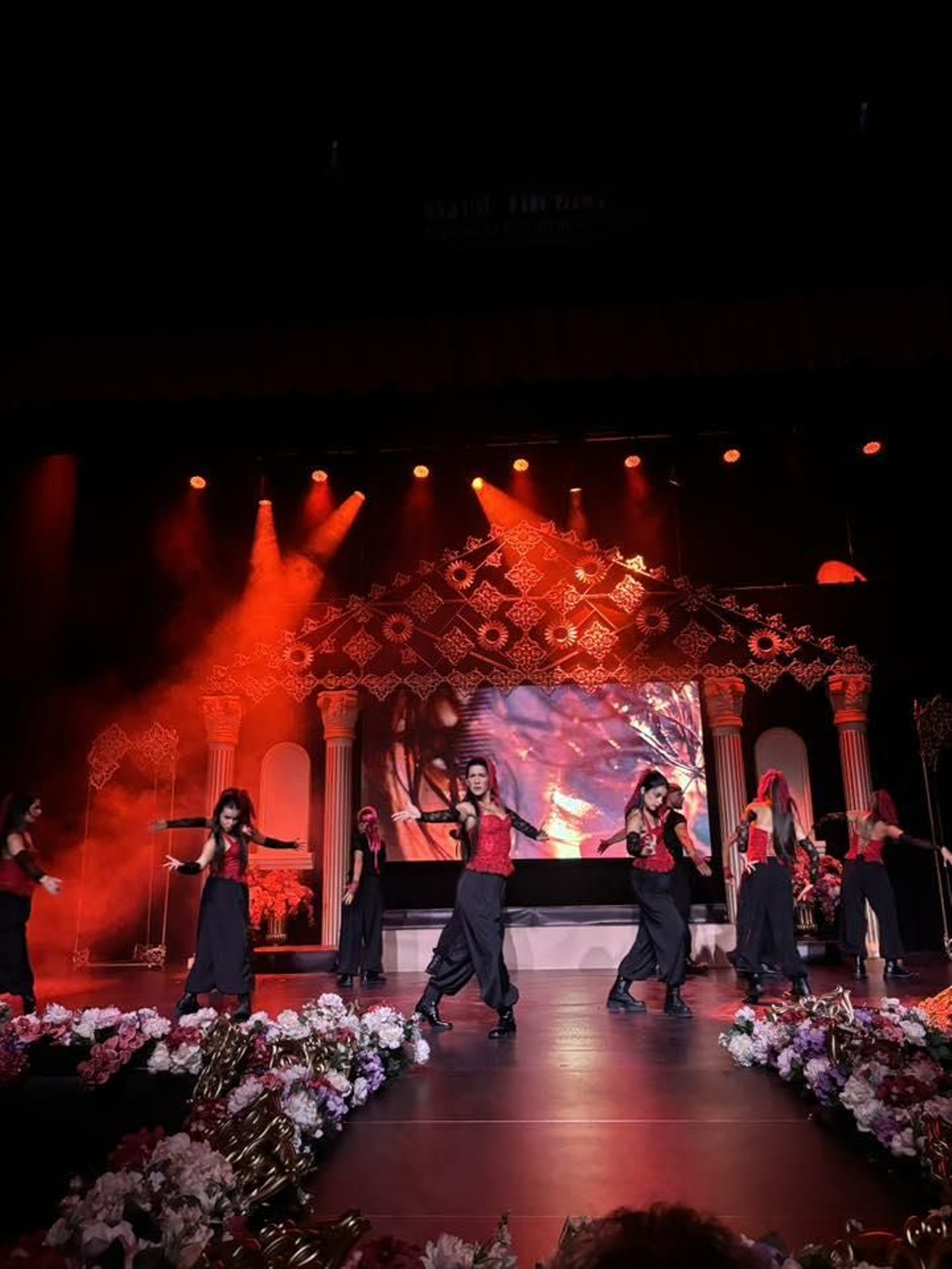 Pulpí ya disfruta de sus fiestas: así se ha vivido el primer día con el pregón y la gala de reina y míster