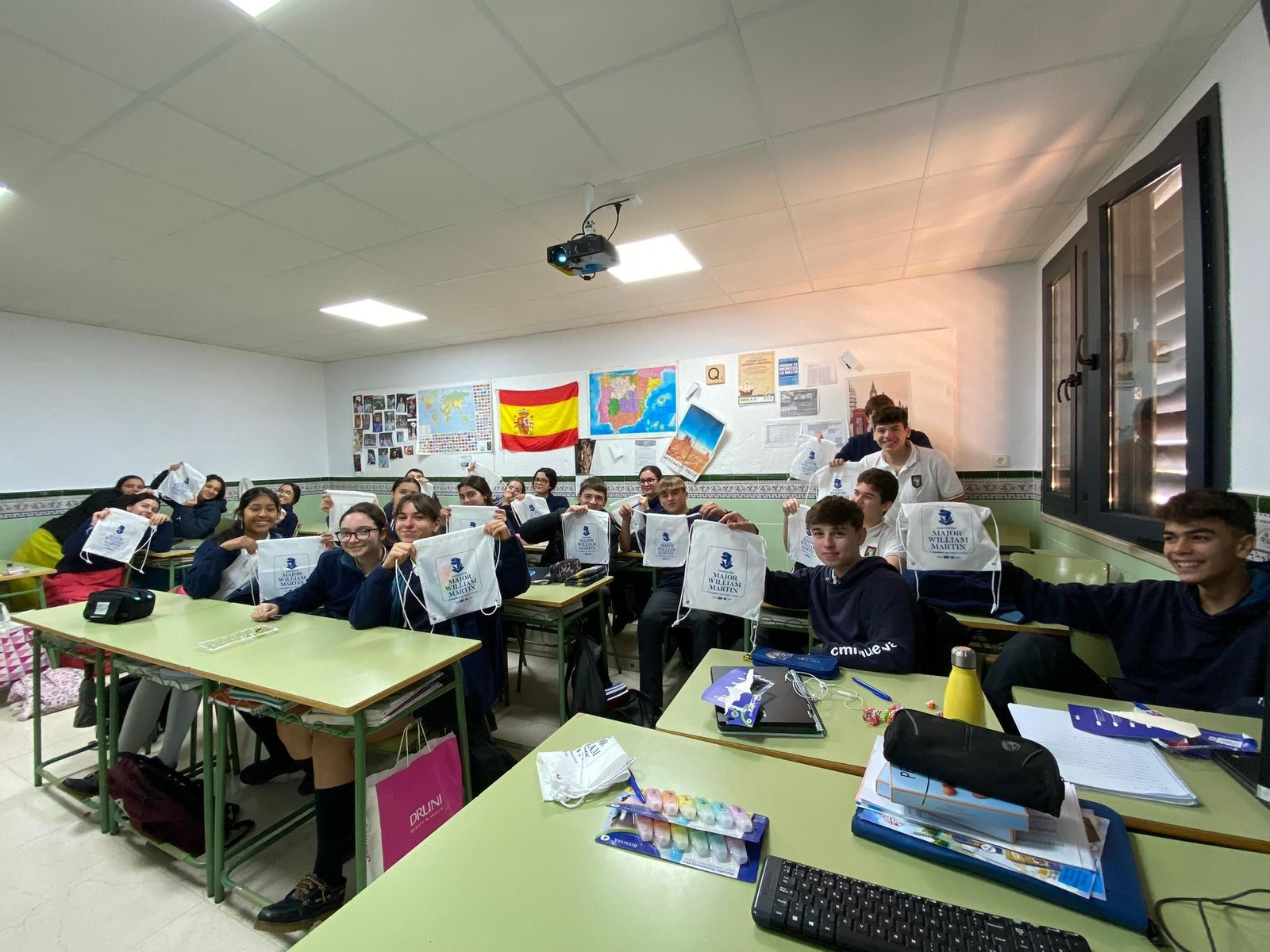 La historia del Major William Martin y la Operación 'Carne picada', contada a los escolares de Huelva