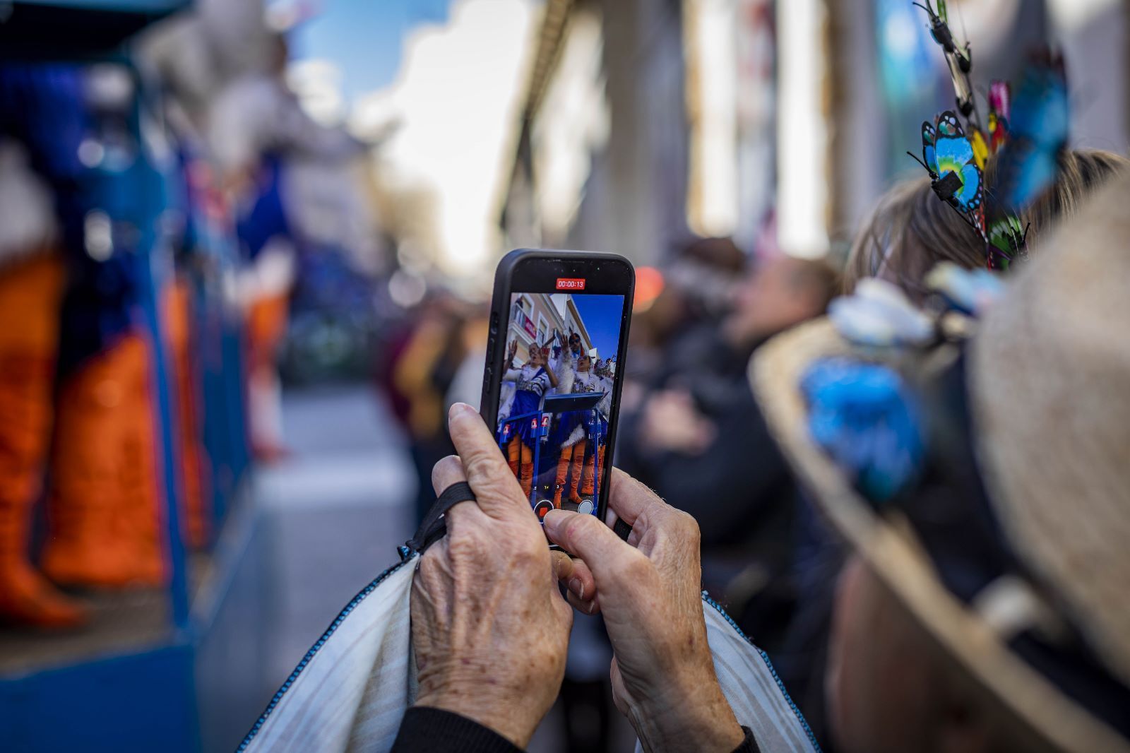 Las imágenes del Domingo de Piñata del Carnaval de Cádiz 2023.