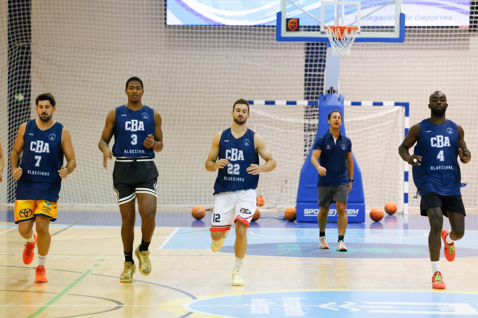 Las fotos del primer entrenamiento de pretemporada del Club Baloncesto Algeciras