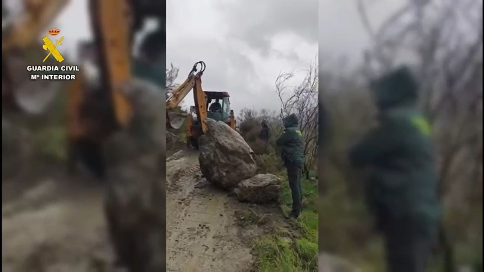 La Guardia Civil accede a Aguas Blancas y comienza a asistir a los 120 vecinos aislados