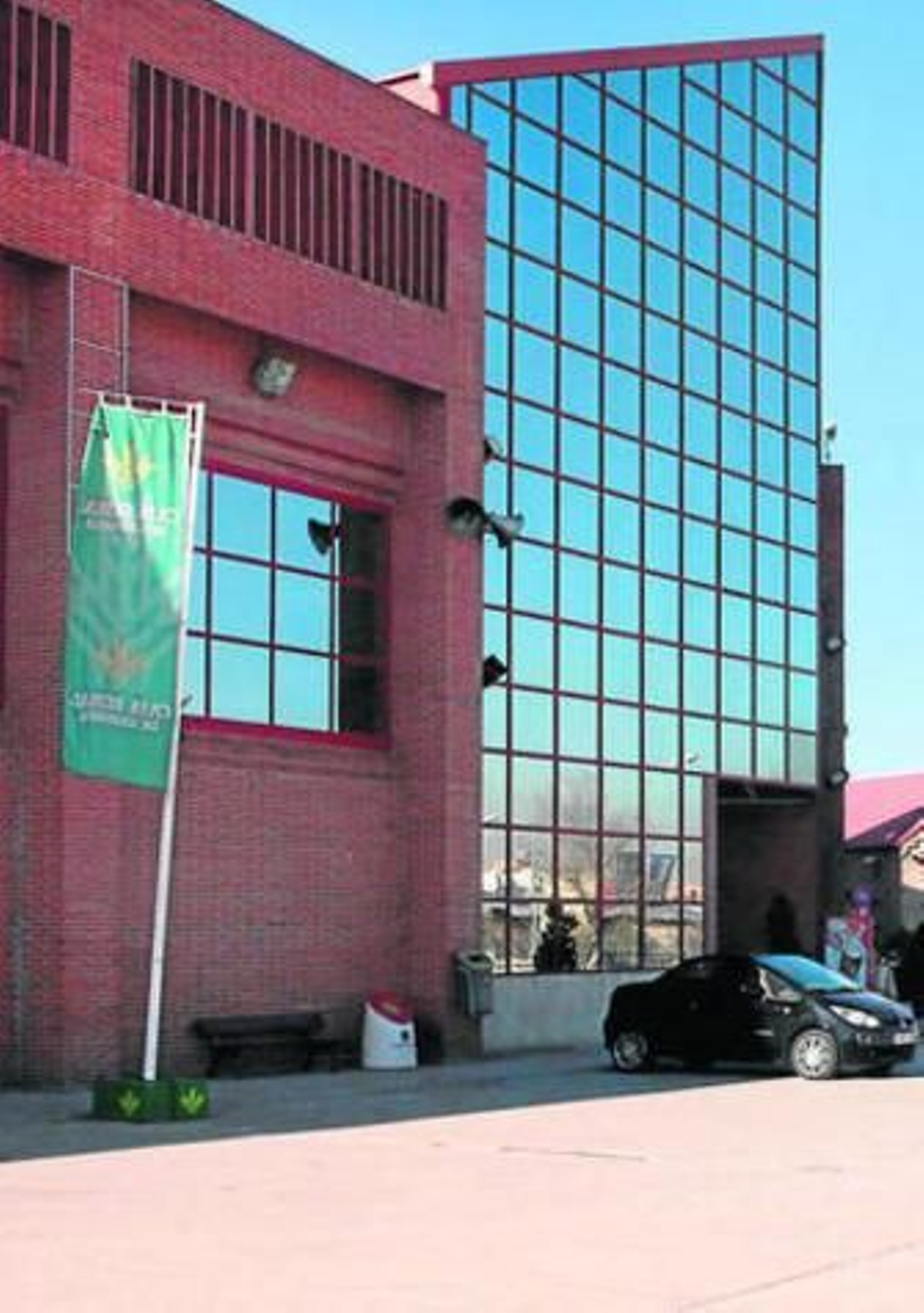 Edificio de Fermasa, en Armilla.