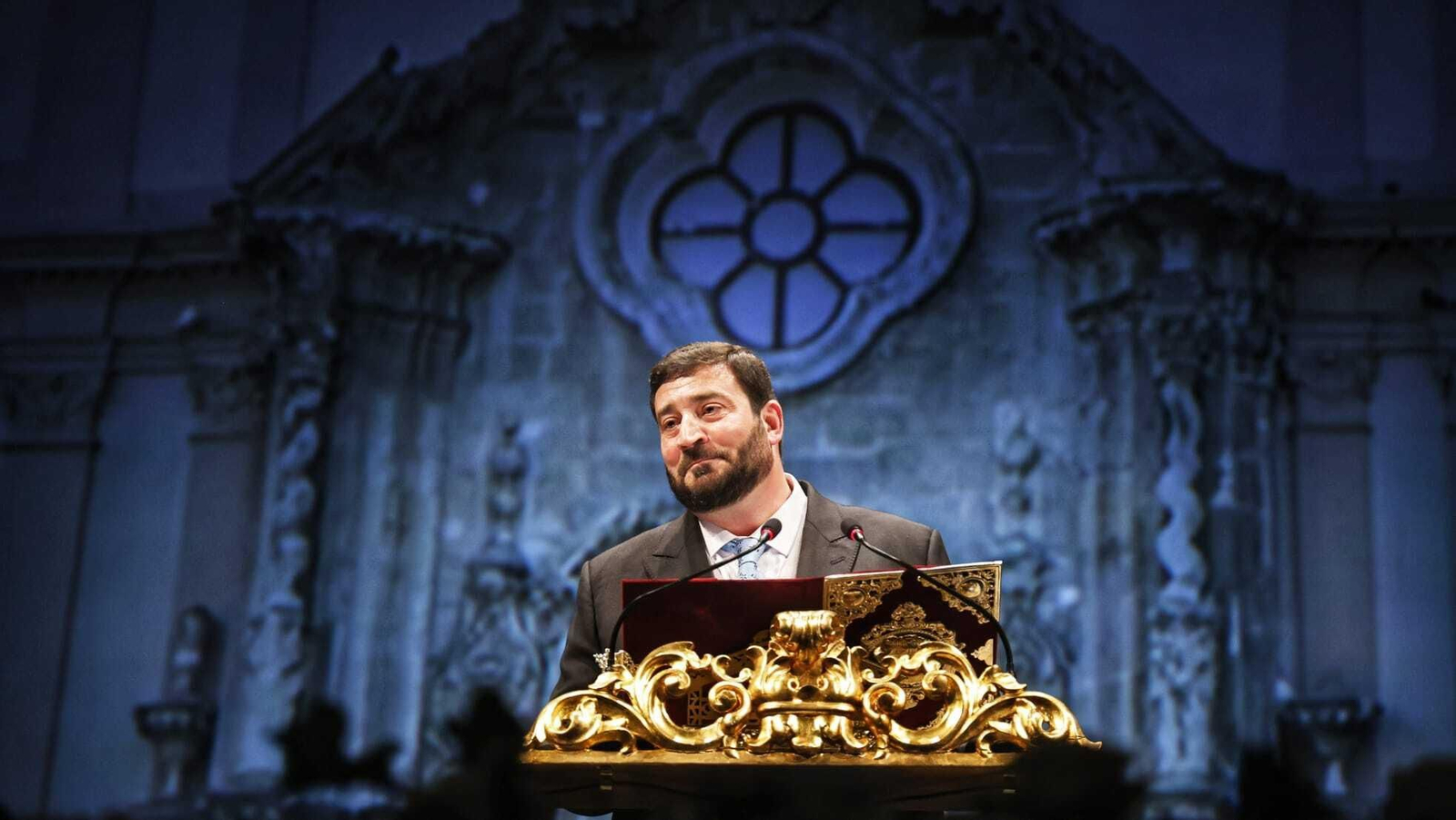 Todas las imágenes del Pregón de Fernando Díaz de la Semana Santa de Cádiz 2024