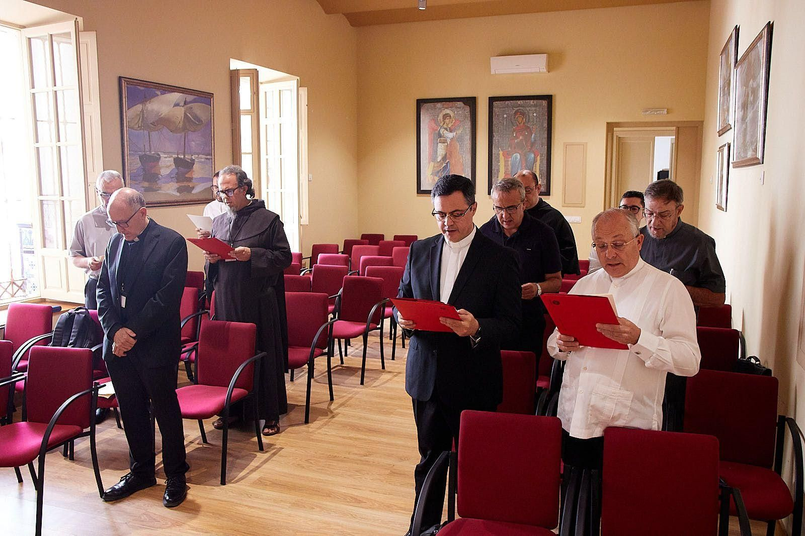 Los párrocos tomando posesión de sus nuevos destinos pastorales