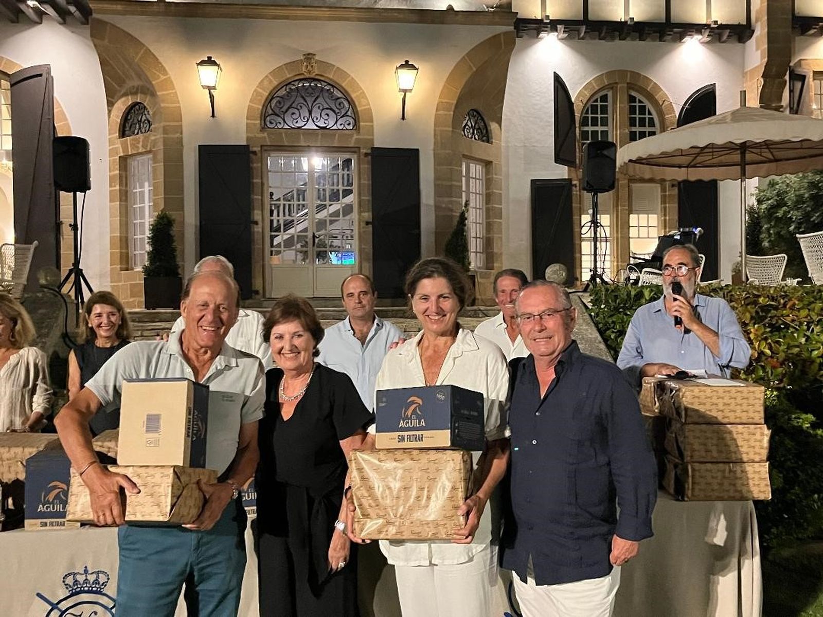 Alfonso Urbano, Concha Romero, Clara Ruiz de Alda y Pedro González Fraile.