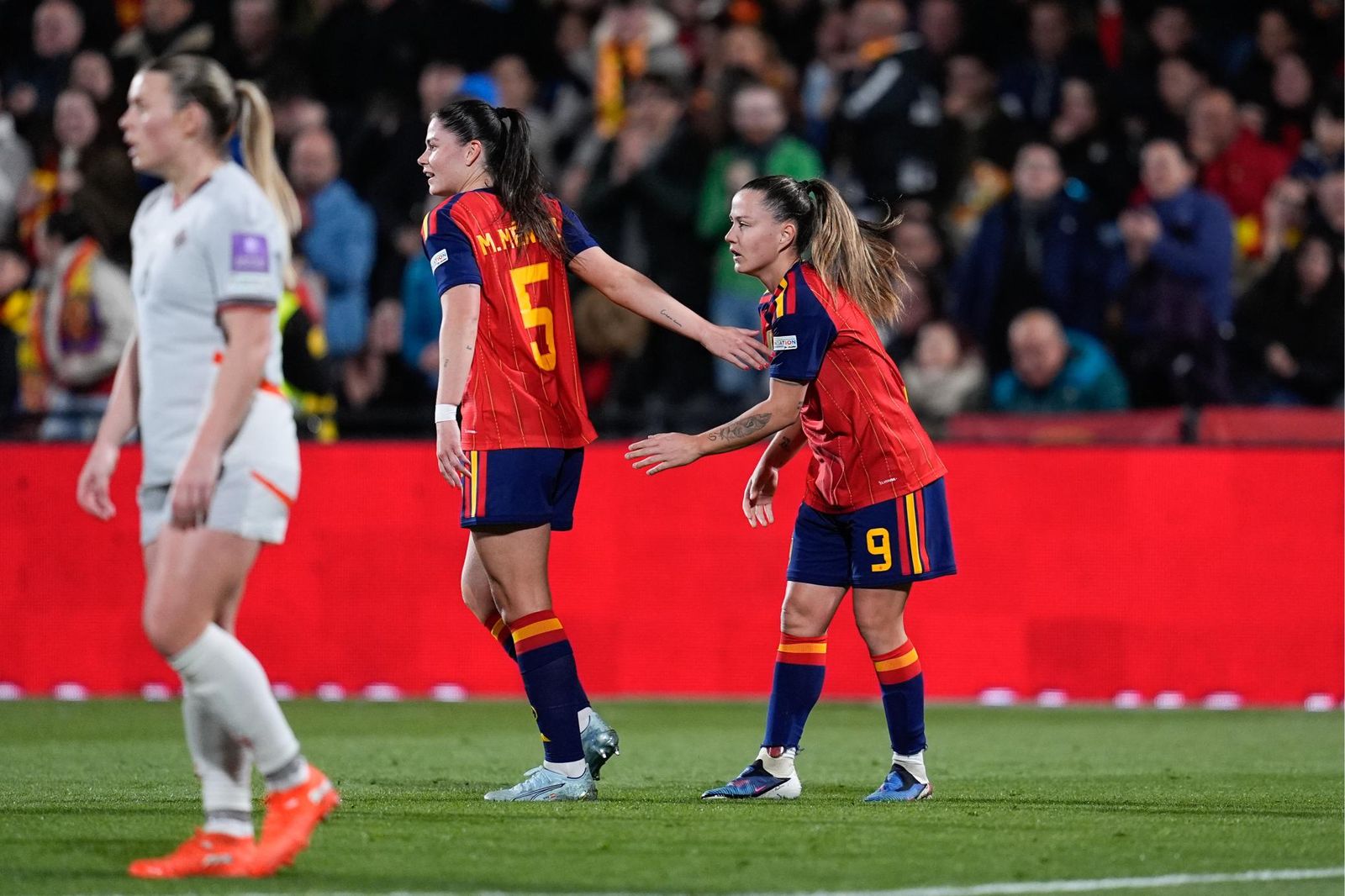 Las fotos del España-Islandia de fútbol femenino