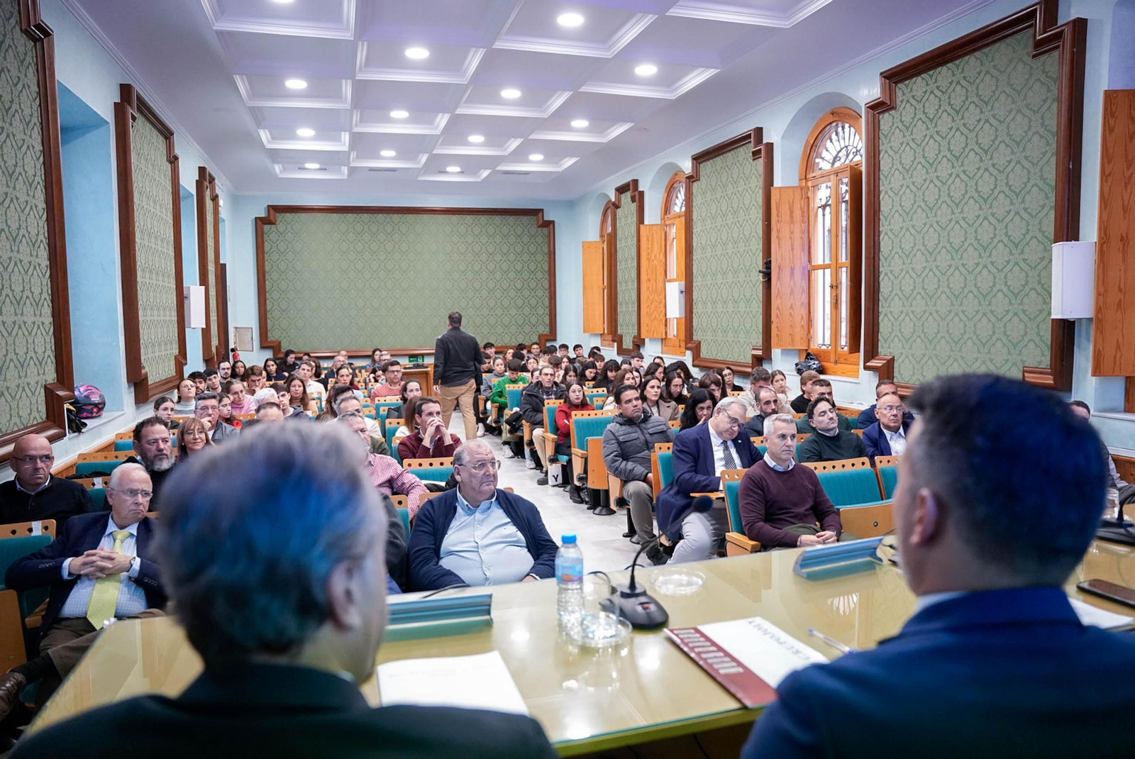 Las imágenes de la III Jornada de Tráfico, Seguridad Vial y Medicina Legal de la UNED de Almería