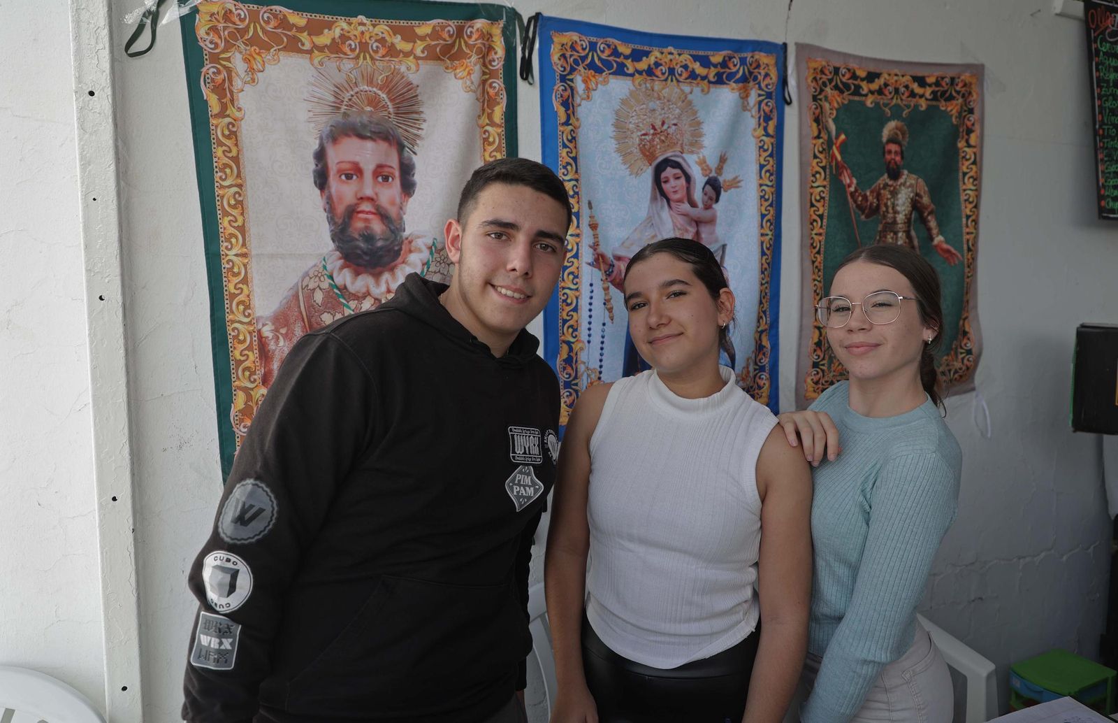 Búscate en las fotos de la Olla de San Isidro en Los Barrios .