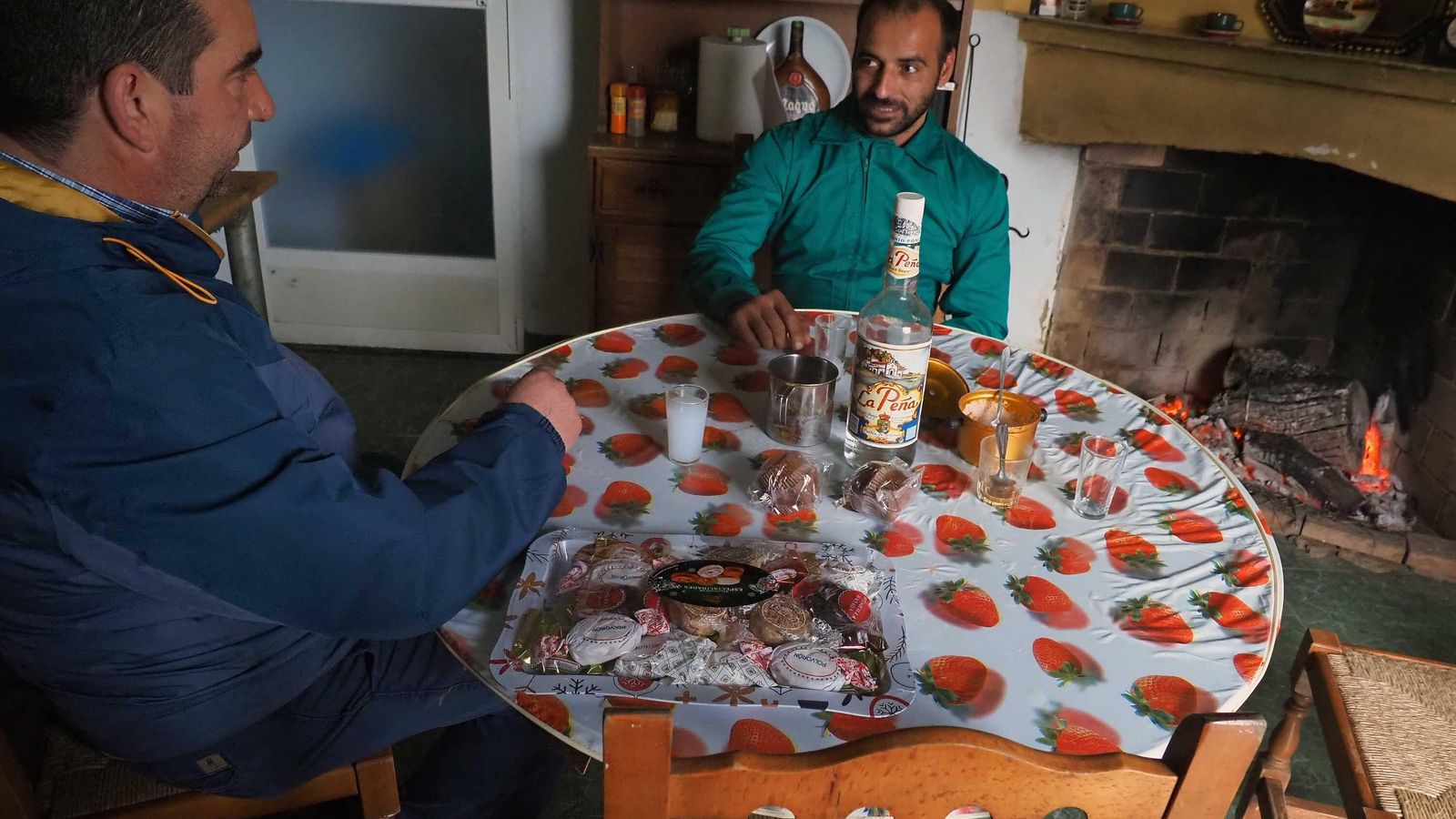 Vicente Gómez (i) y Diego Jesús Ramírez, justo antes de comenzar la jornada de matanza
