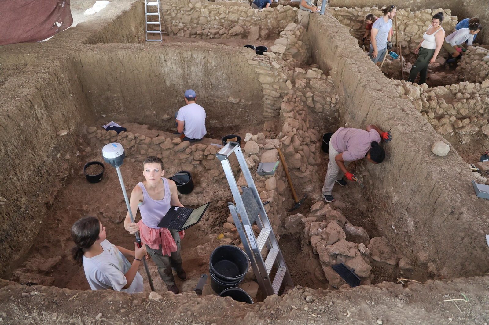 La Málaga fenicia del Cerro del Villar, en fotos