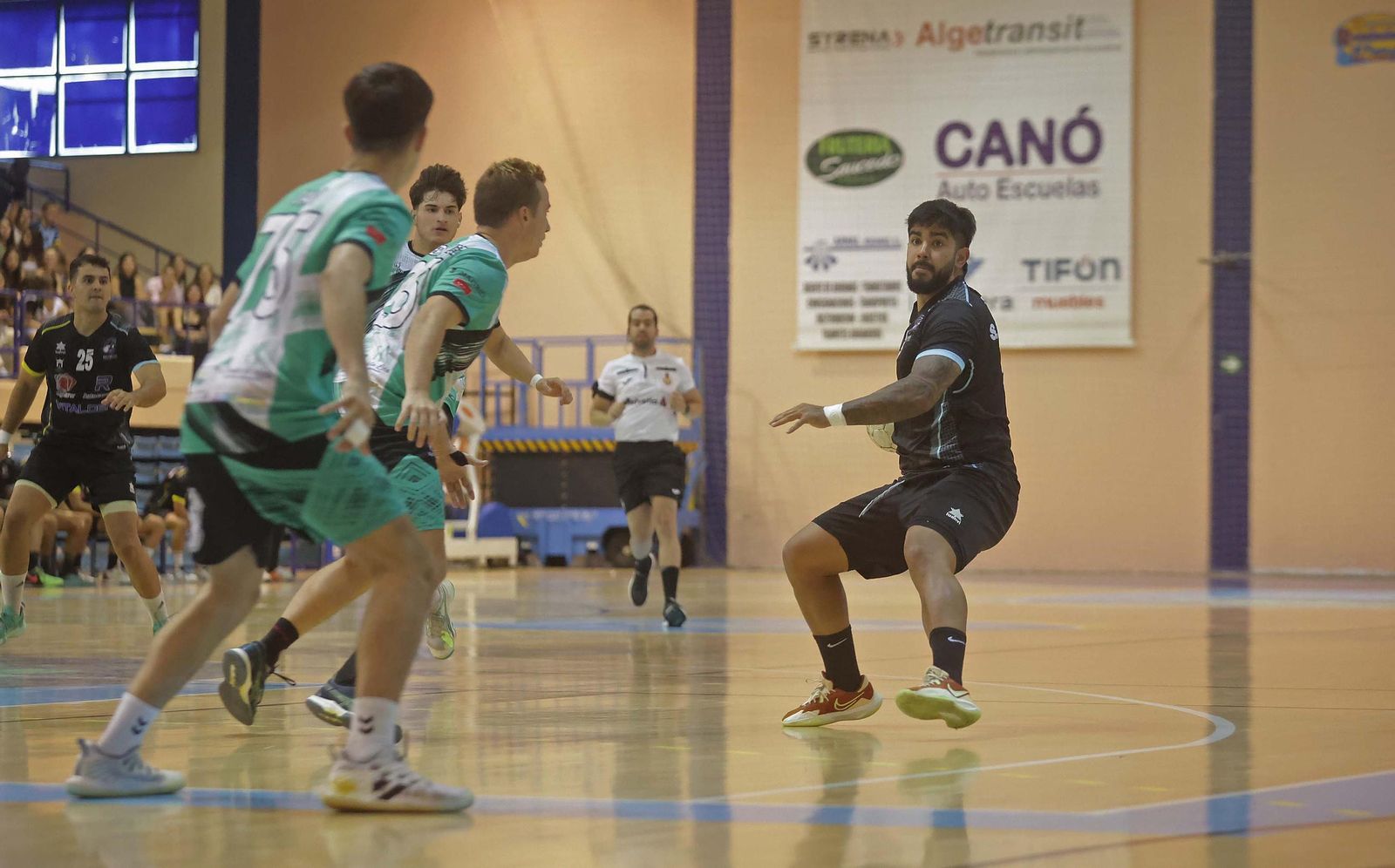 Las mejores fotos del Balomano Algeciras - Madrid Base Villaverde