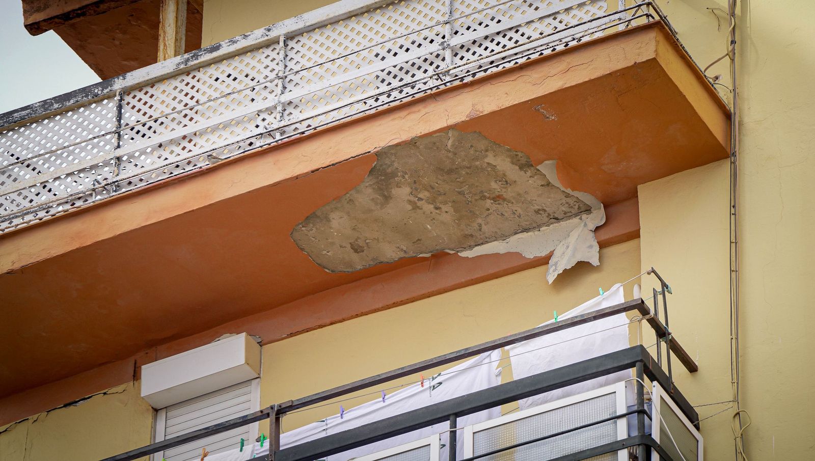 Icovesa, una barriada de Jerez "en la UCI"