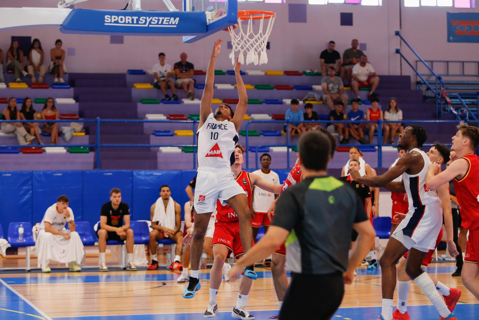 Las fotos de la segunda jornada del torneo Internacional U20 de baloncesto de La Línea