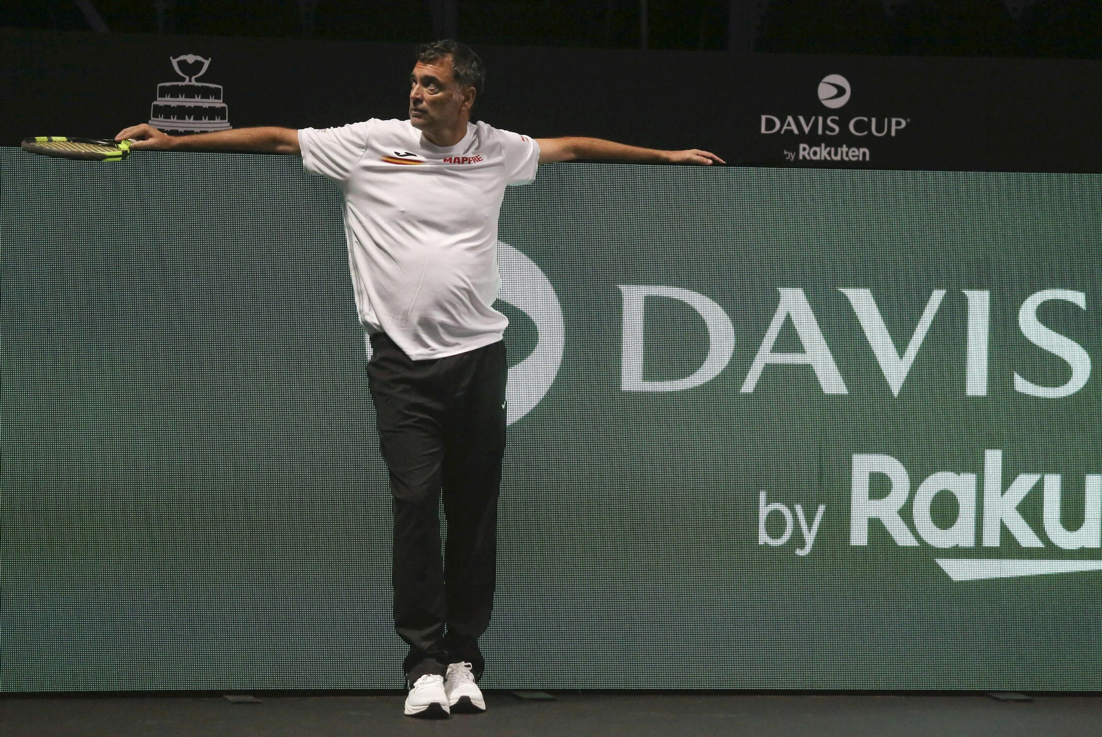 La metamorfosis del Carpena para la Copa Davis, con los jugadores sobre la pista ya