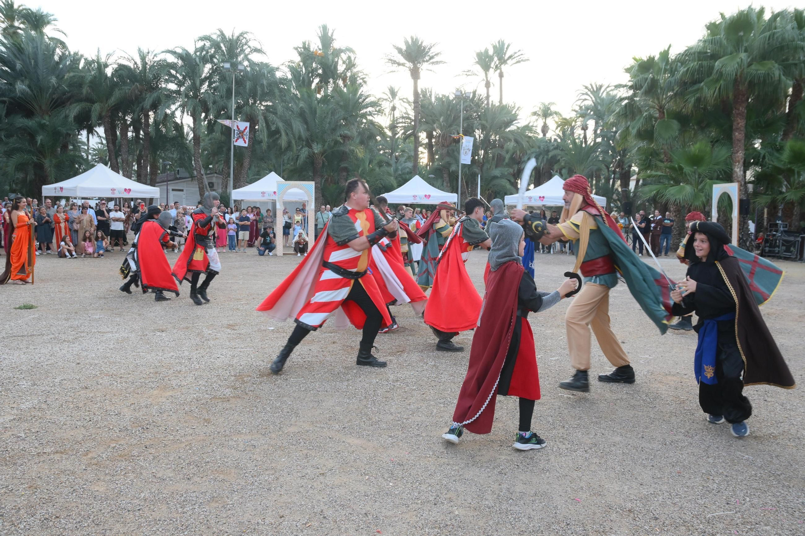 Más de veinte municipios festeros convierten Vera en la capital andaluza de los Moros y Cristianos