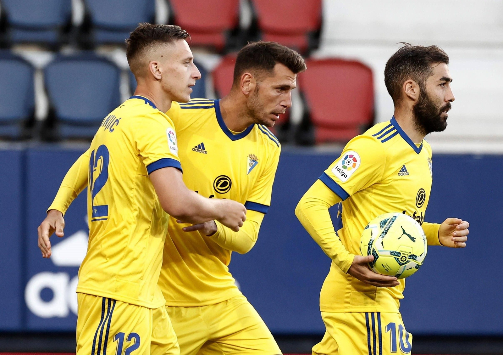 Las imágenes del Osasuna-Cádiz