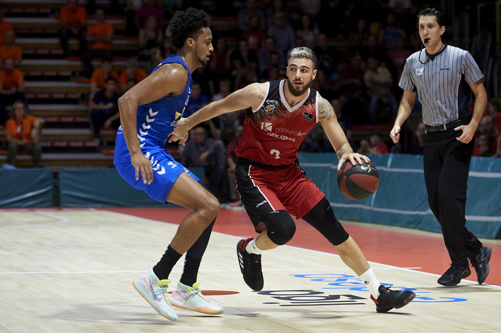 Francis Alonso en un partido con el Fuenlabrada.
