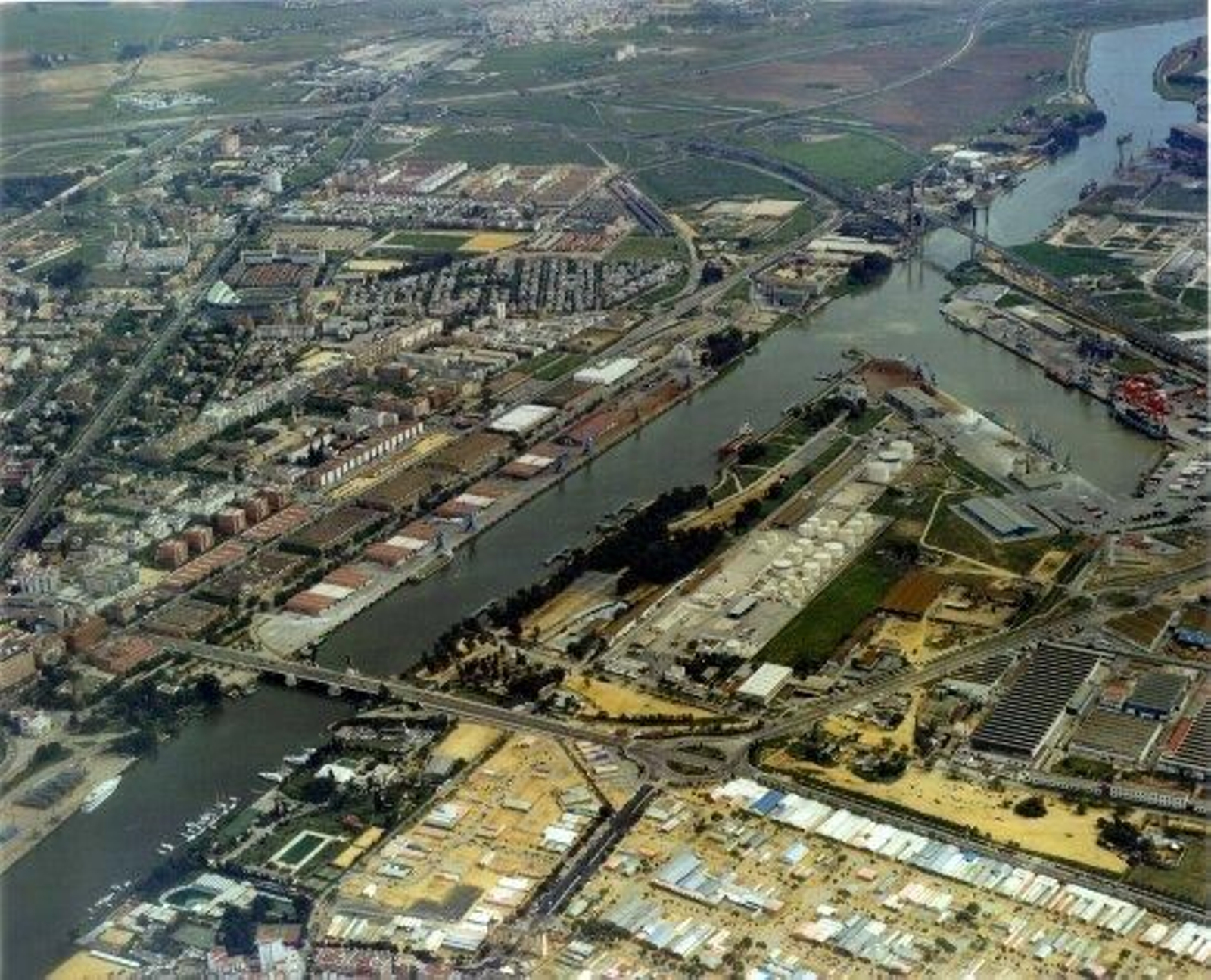 Urbanismo ya estudia la propuesta del Puerto para su nueva zona de ocio