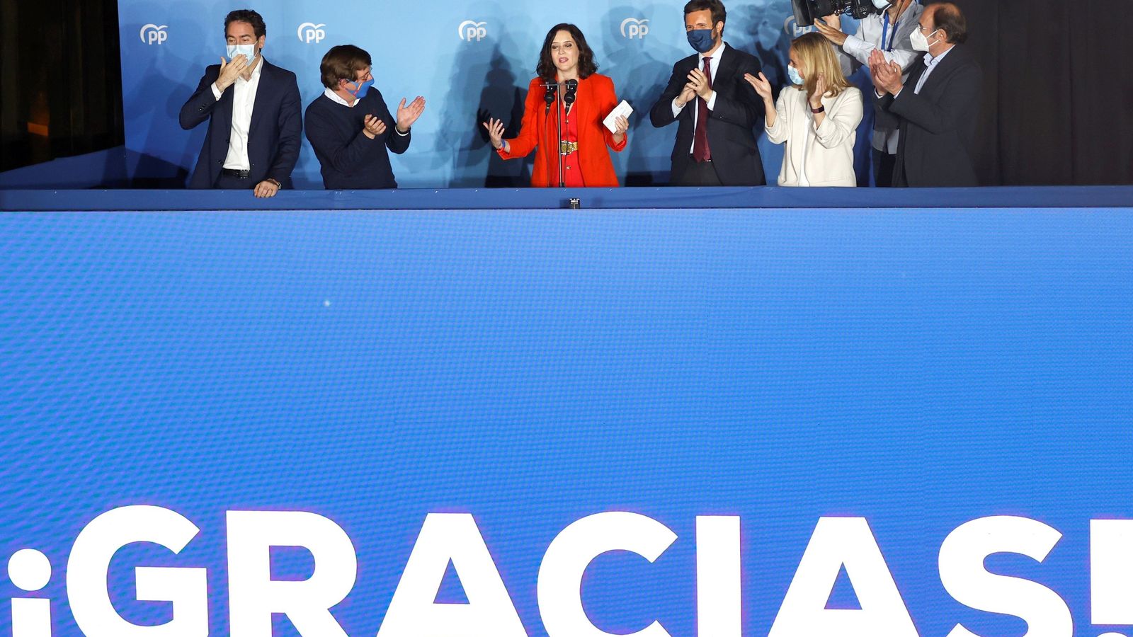 Celebración en la calle Génova.