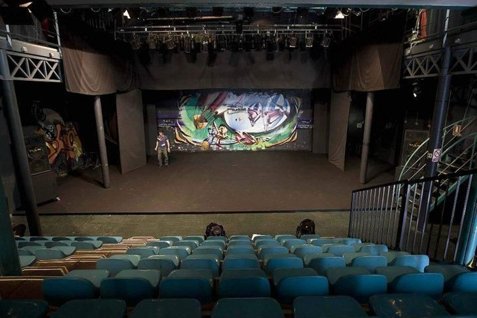 Una imagen del estado actual de la Sala Central Lechera de Cádiz.