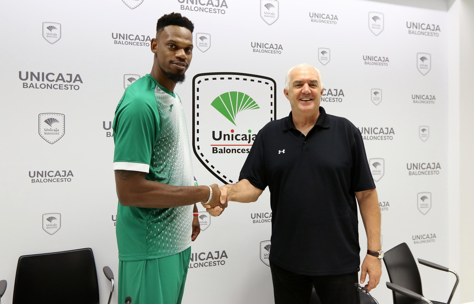 Las fotos del día grande de Frank Elegar en el Unicaja Las fotos del día grande de Frank Elegar en el Unicaja