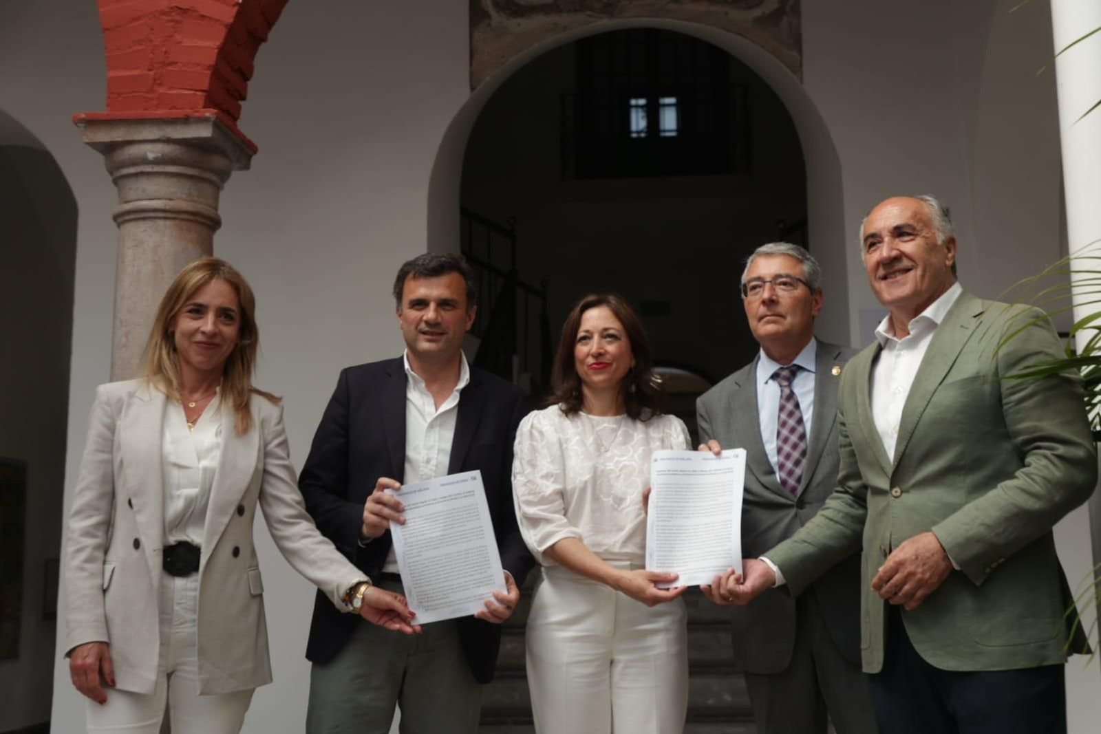 Almudena Martínez, Bruno García, Patricia Navarro, José Francisco Salado y José Ignacio Landaluce.