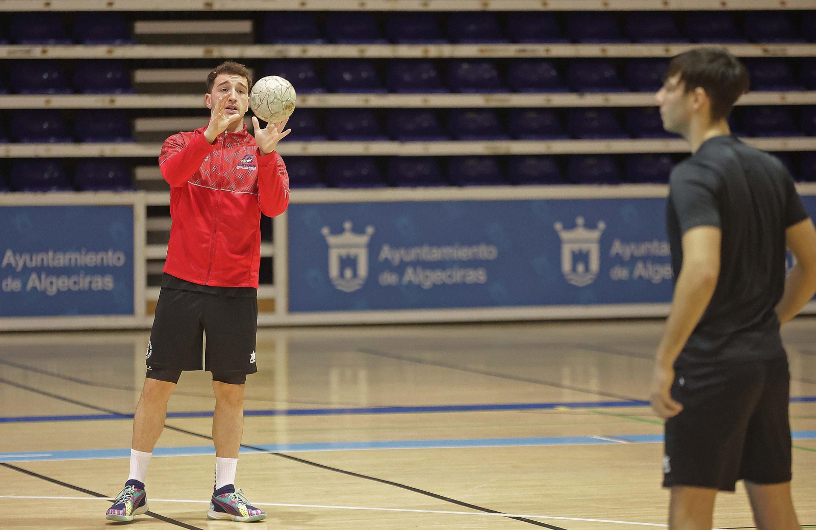 Fotos del entrenamiento del Balonmano Ciudad de Algeciras
