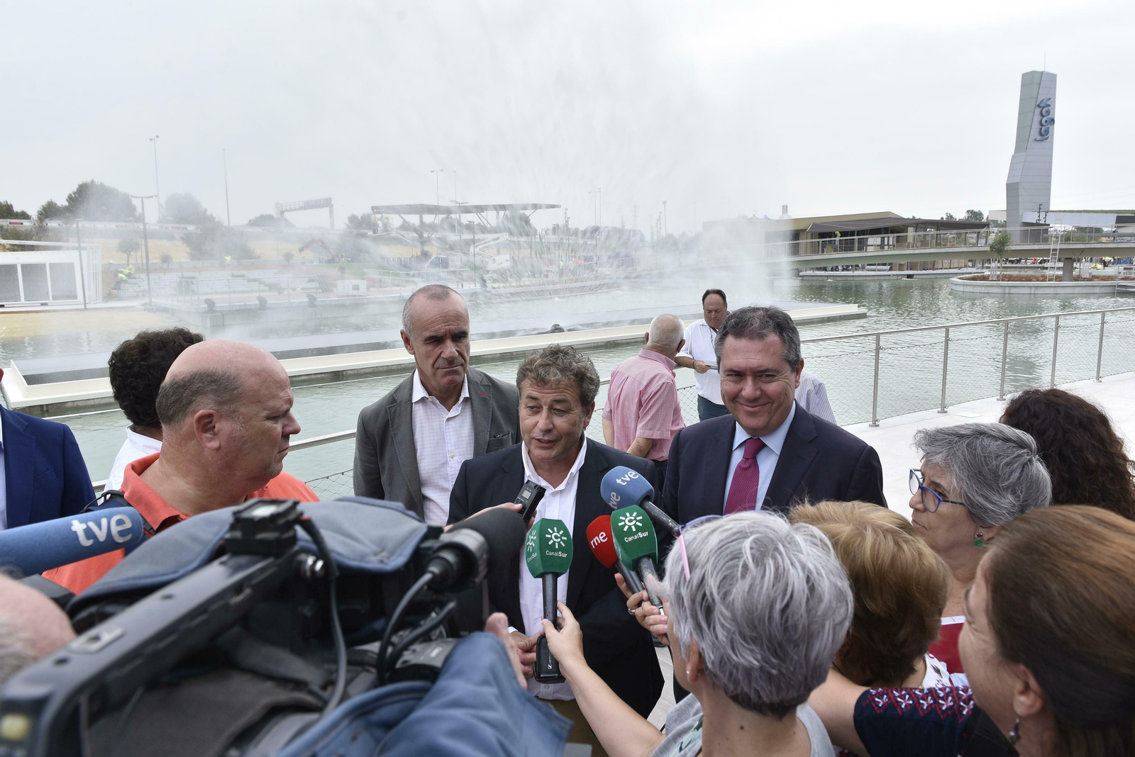 Recorrido visual por el Centro Lagoh de Palmas Altas: últimos preparativos para el estreno