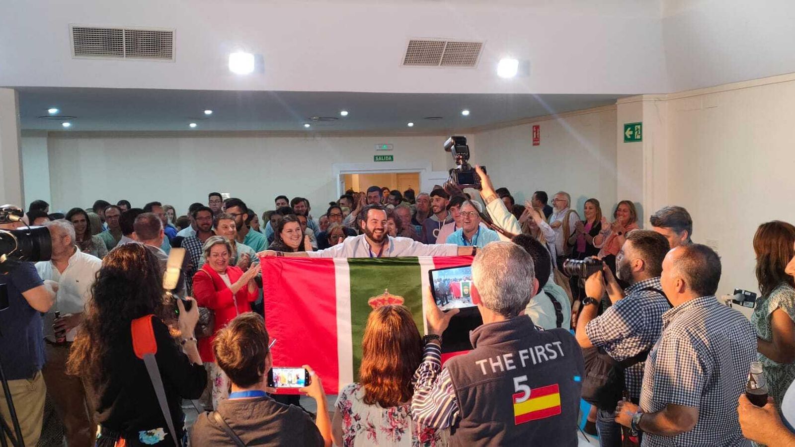 Ricardo Sánchez, celebrando su victoria en la noche del domingo.