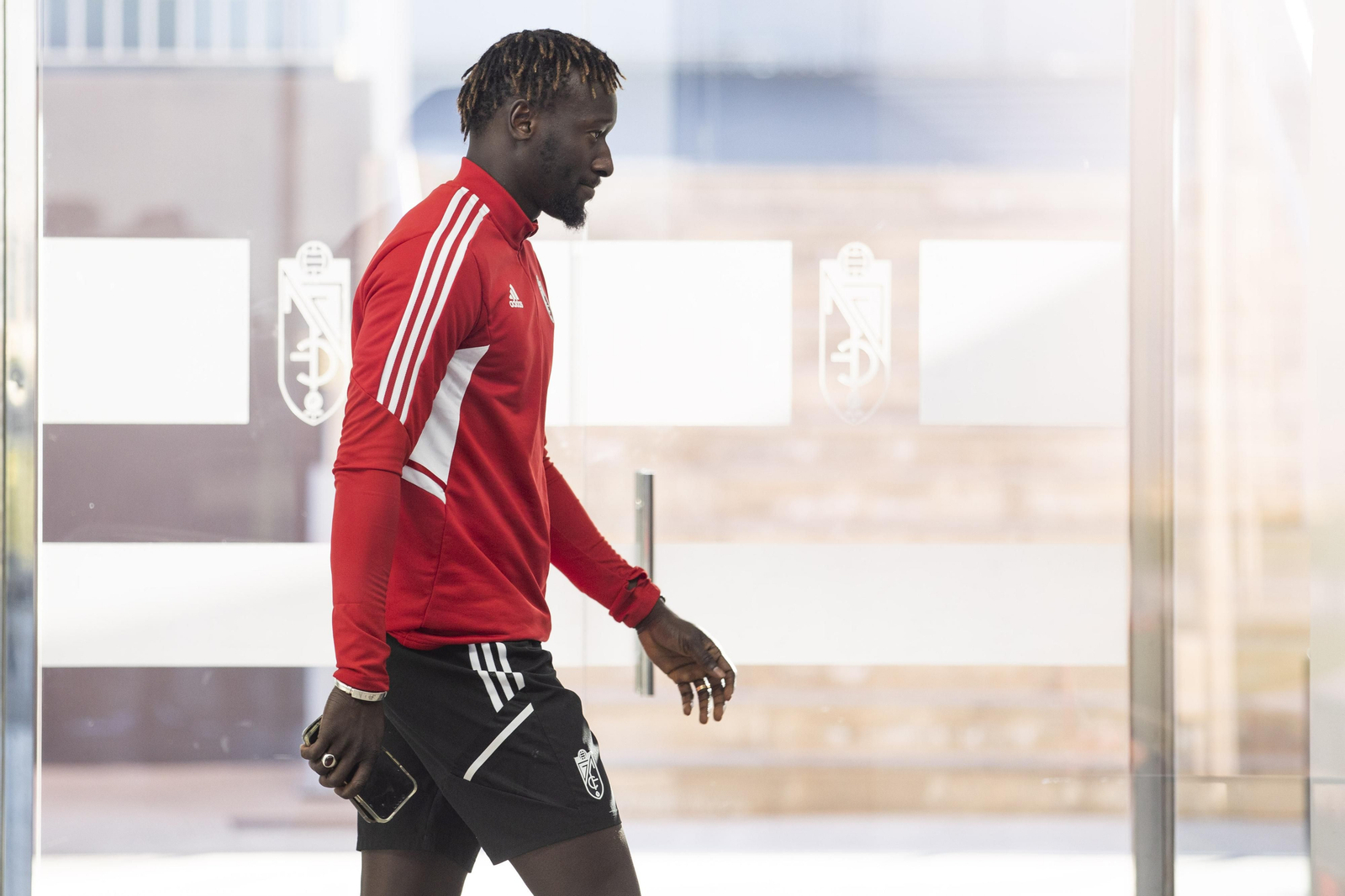 Primeras imágenes de Famara Diédhiou como jugador del Granada CF