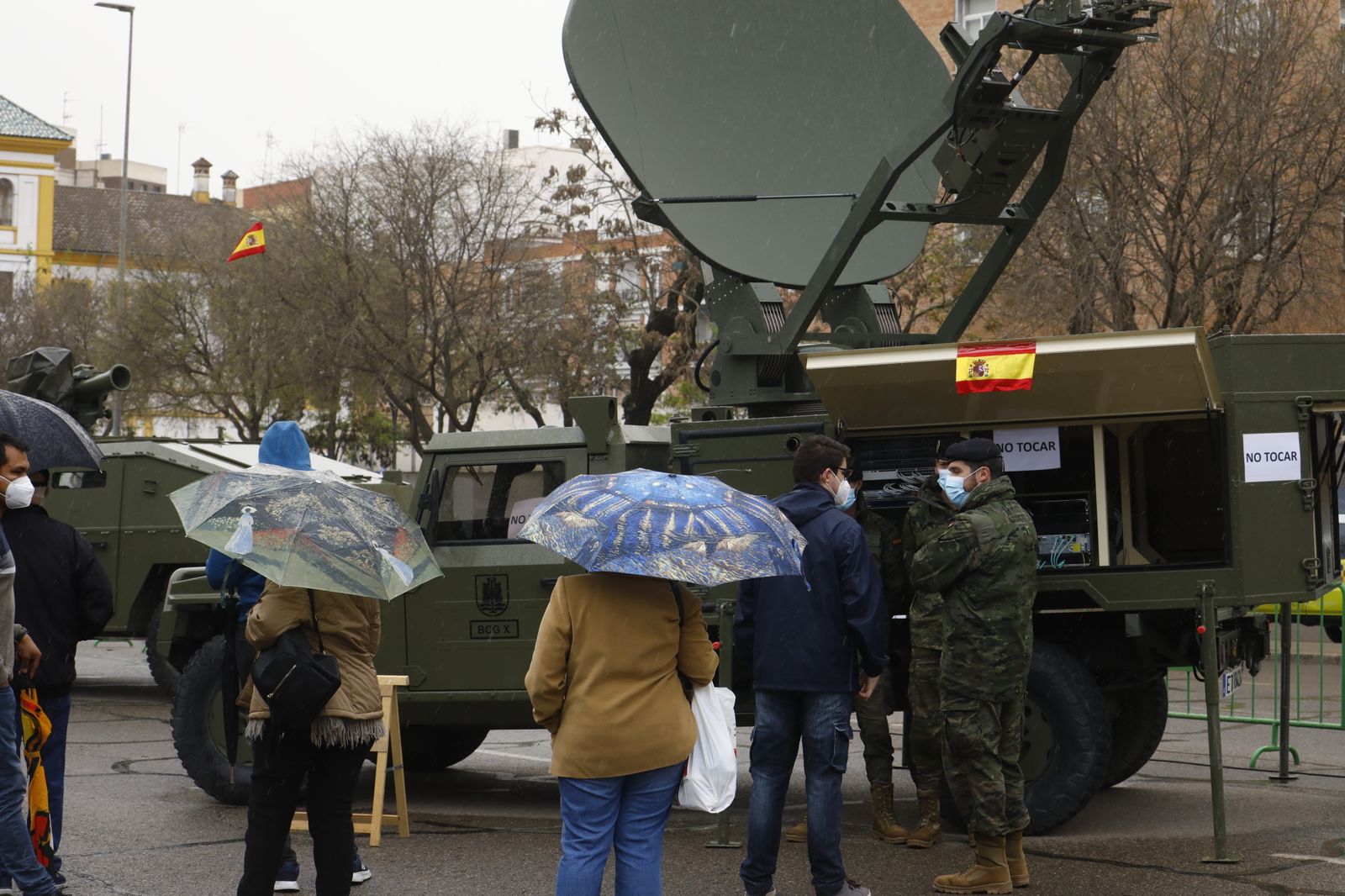 Las fotografías de la exposición de armamento de la Brigada de Córdoba