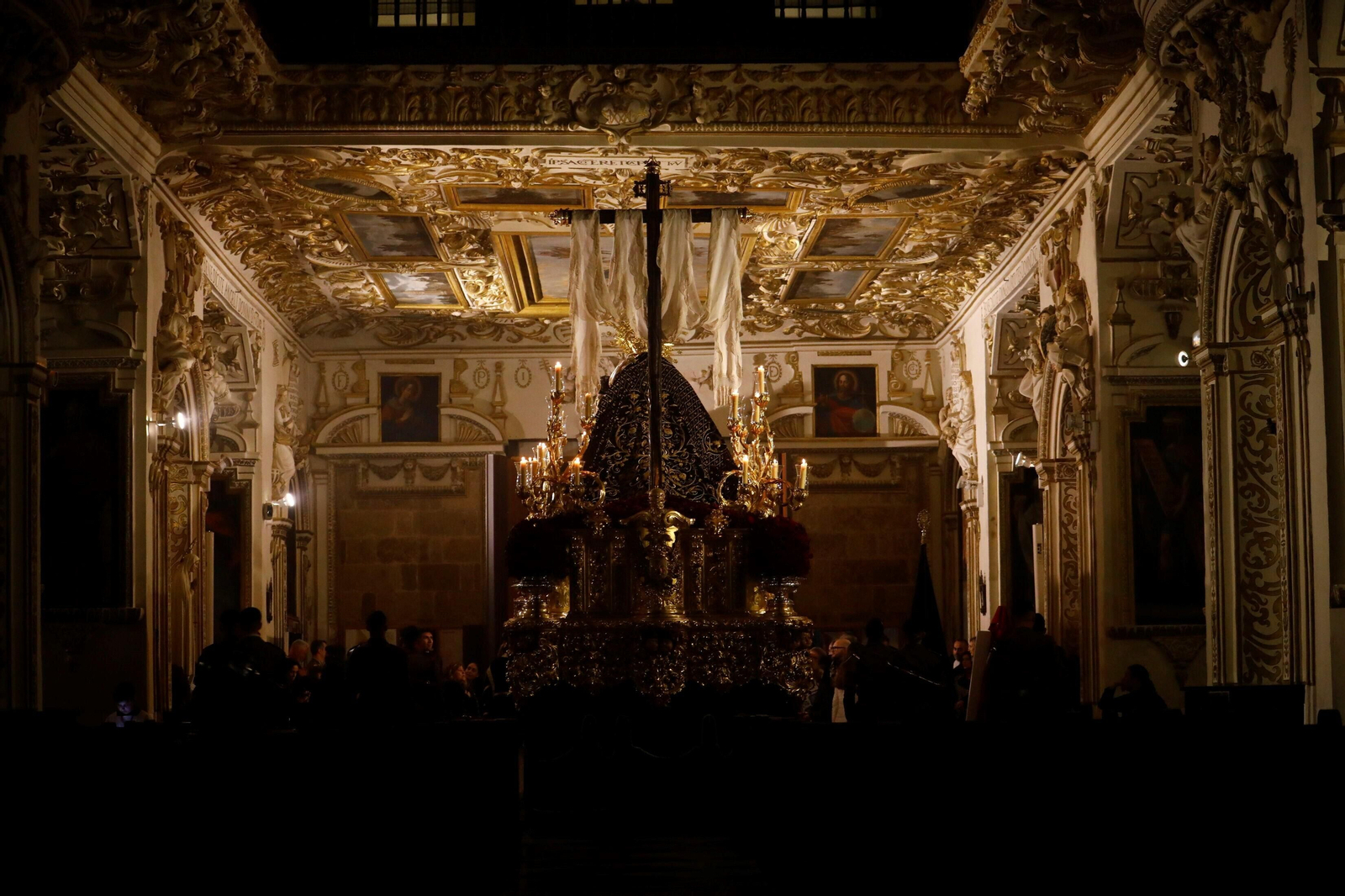 Las mejores imágenes de la hermandad de las Angustias en este Jueves Santo de Córdoba