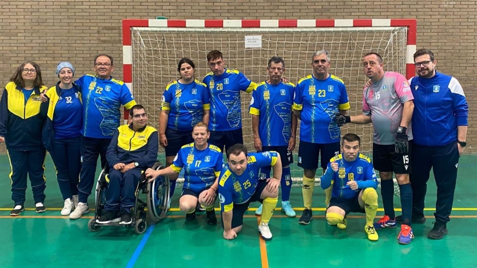 Los representantes del Club Deportivo Níjar Activa, uno de los participantes de esta concentración.