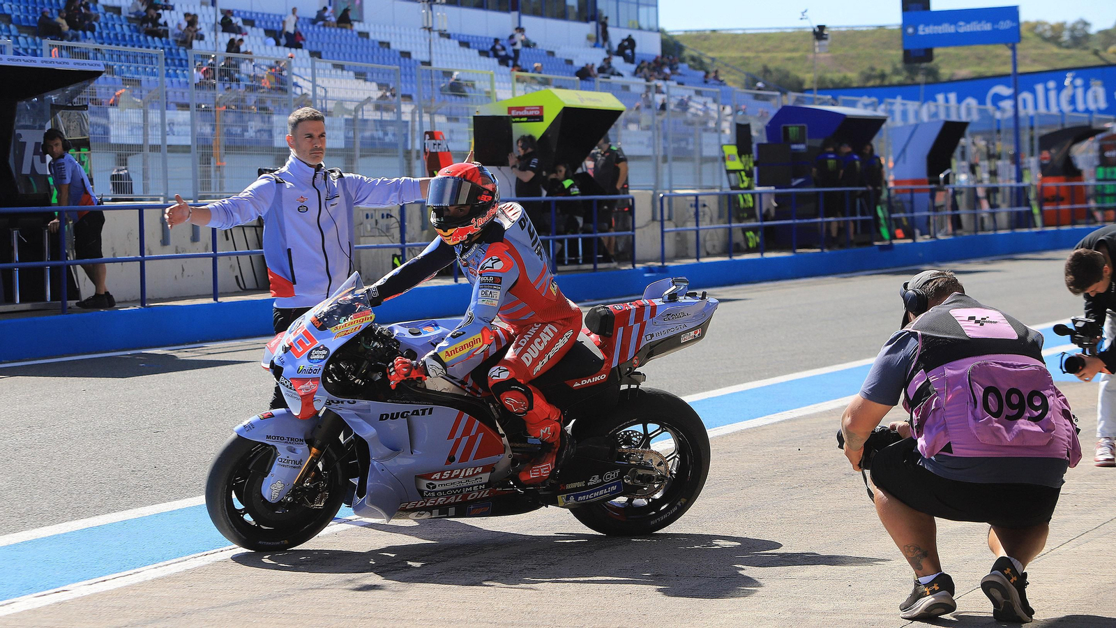 Entrenamientos de MotoGP en el primer día del GP España en el Circuito de Jerez - Ángel Nieto
